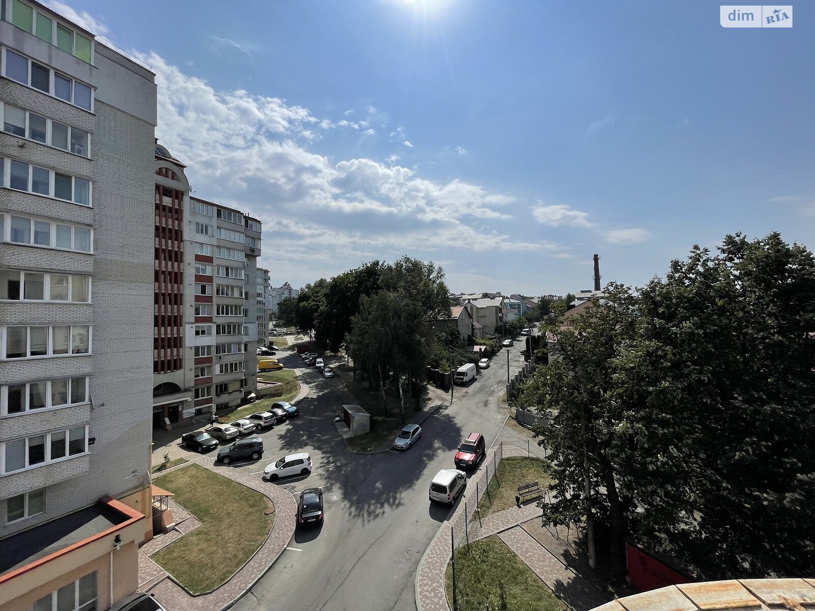 Продажа трехкомнатной квартиры в Тернополе, на ул. Евгения Коновальца, район Канада фото 1 Продажа трехкомнатной квартиры в Тернополе, на ул. Евгения Коновальца, район Канада фото 1