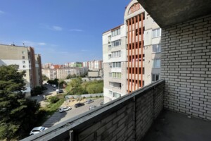 Продажа трехкомнатной квартиры в Тернополе, на ул. Евгения Коновальца, район Канада фото 2
