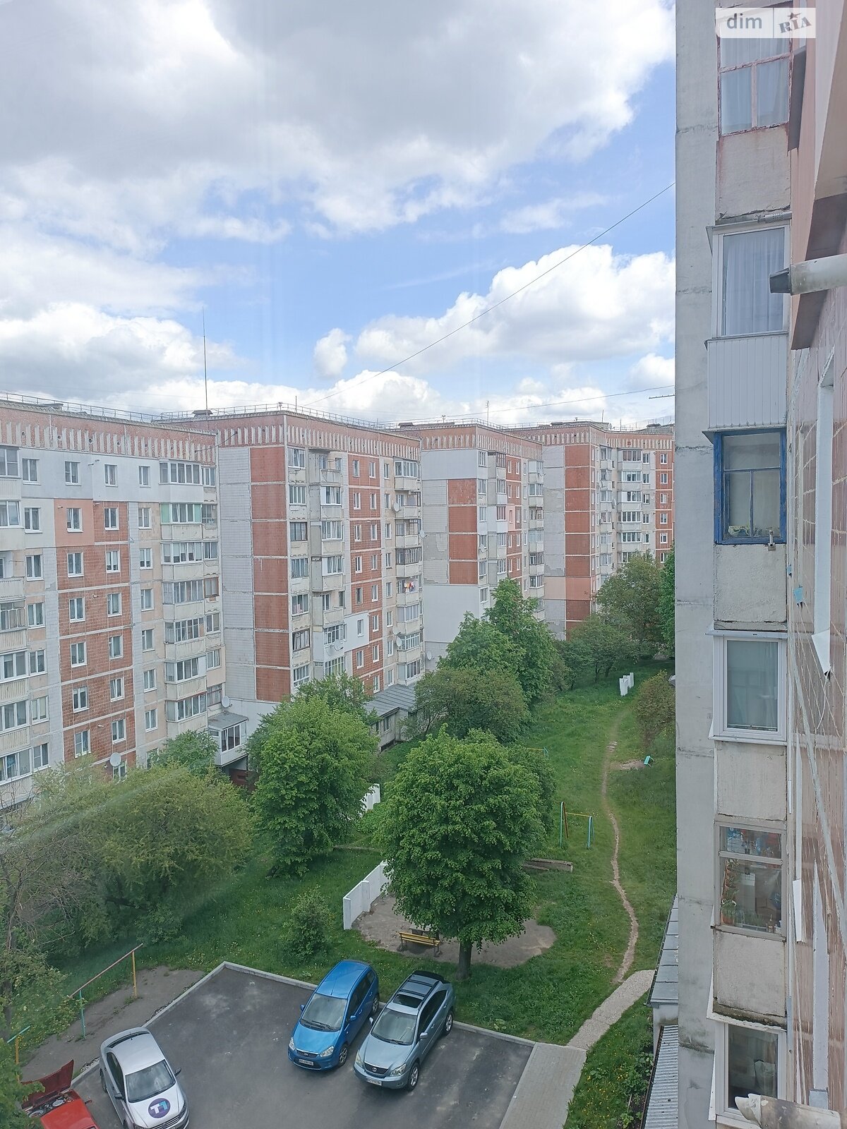 Продажа трехкомнатной квартиры в Тернополе, на ул. Евгения Коновальца, район Канада фото 1 Продажа трехкомнатной квартиры в Тернополе, на ул. Евгения Коновальца, район Канада фото 1