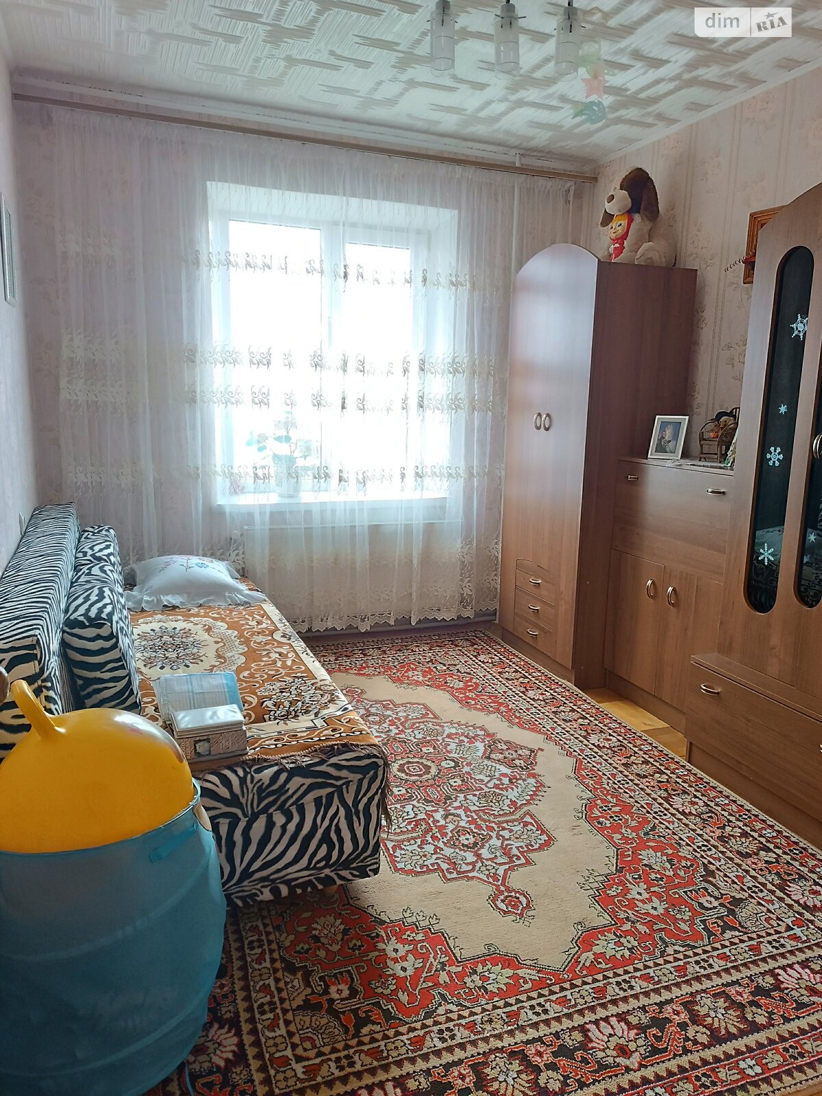 Продажа трехкомнатной квартиры в Тернополе, на ул. Евгения Коновальца, район Канада фото 1 Продажа трехкомнатной квартиры в Тернополе, на ул. Евгения Коновальца, район Канада фото 1