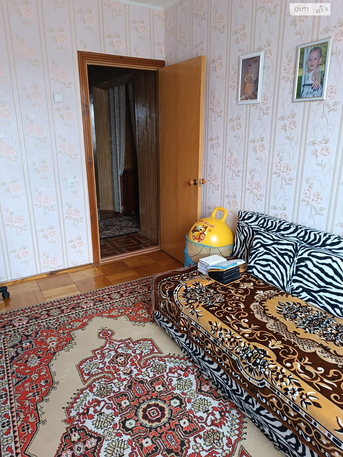 Продажа трехкомнатной квартиры в Тернополе, на ул. Евгения Коновальца, район Канада фото 1 Продажа трехкомнатной квартиры в Тернополе, на ул. Евгения Коновальца, район Канада фото 1