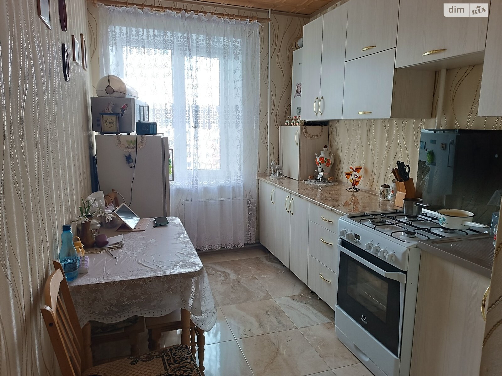 Продажа трехкомнатной квартиры в Тернополе, на ул. Евгения Коновальца, район Канада фото 1 Продажа трехкомнатной квартиры в Тернополе, на ул. Евгения Коновальца, район Канада фото 1