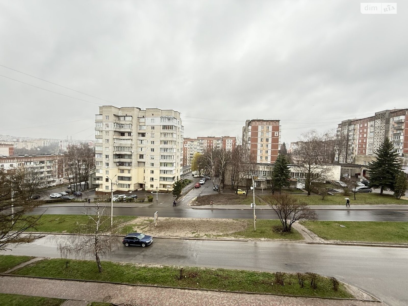 Продаж трикімнатної квартири в Тернополі, на вул. Євгена Коновальця 11, район Канада фото 1 Продаж трикімнатної квартири в Тернополі, на вул. Євгена Коновальця 11, район Канада фото 1