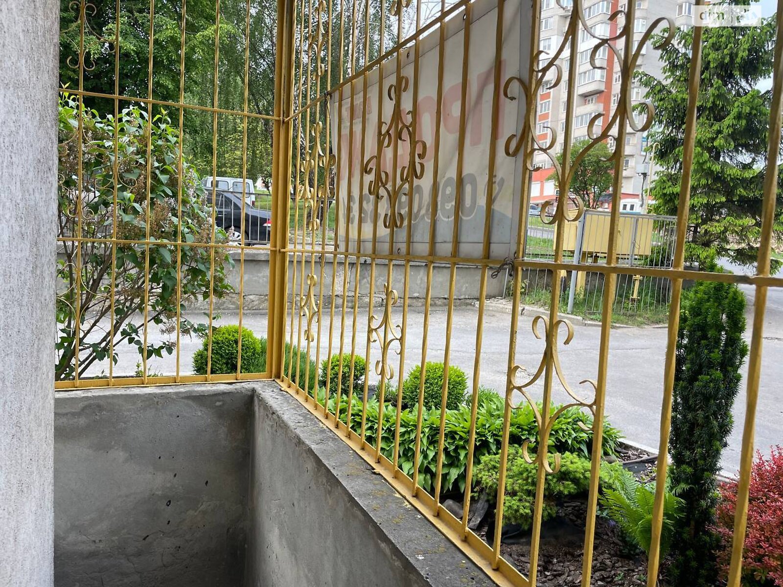 Продаж трикімнатної квартири в Тернополі, на вул. Євгена Коновальця, район Канада фото 1 Продаж трикімнатної квартири в Тернополі, на вул. Євгена Коновальця, район Канада фото 1