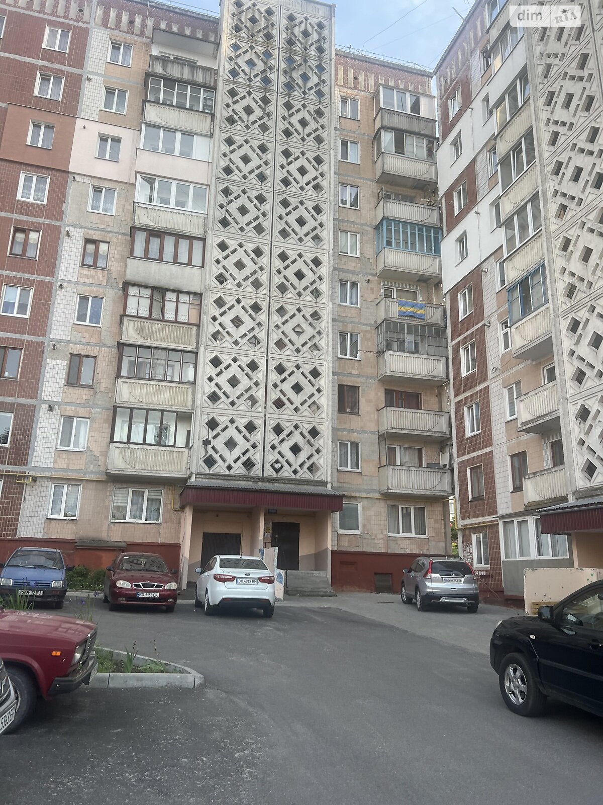 Продажа однокомнатной квартиры в Тернополе, на ул. Евгения Коновальца 14, район Канада фото 1 Продажа однокомнатной квартиры в Тернополе, на ул. Евгения Коновальца 14, район Канада фото 1