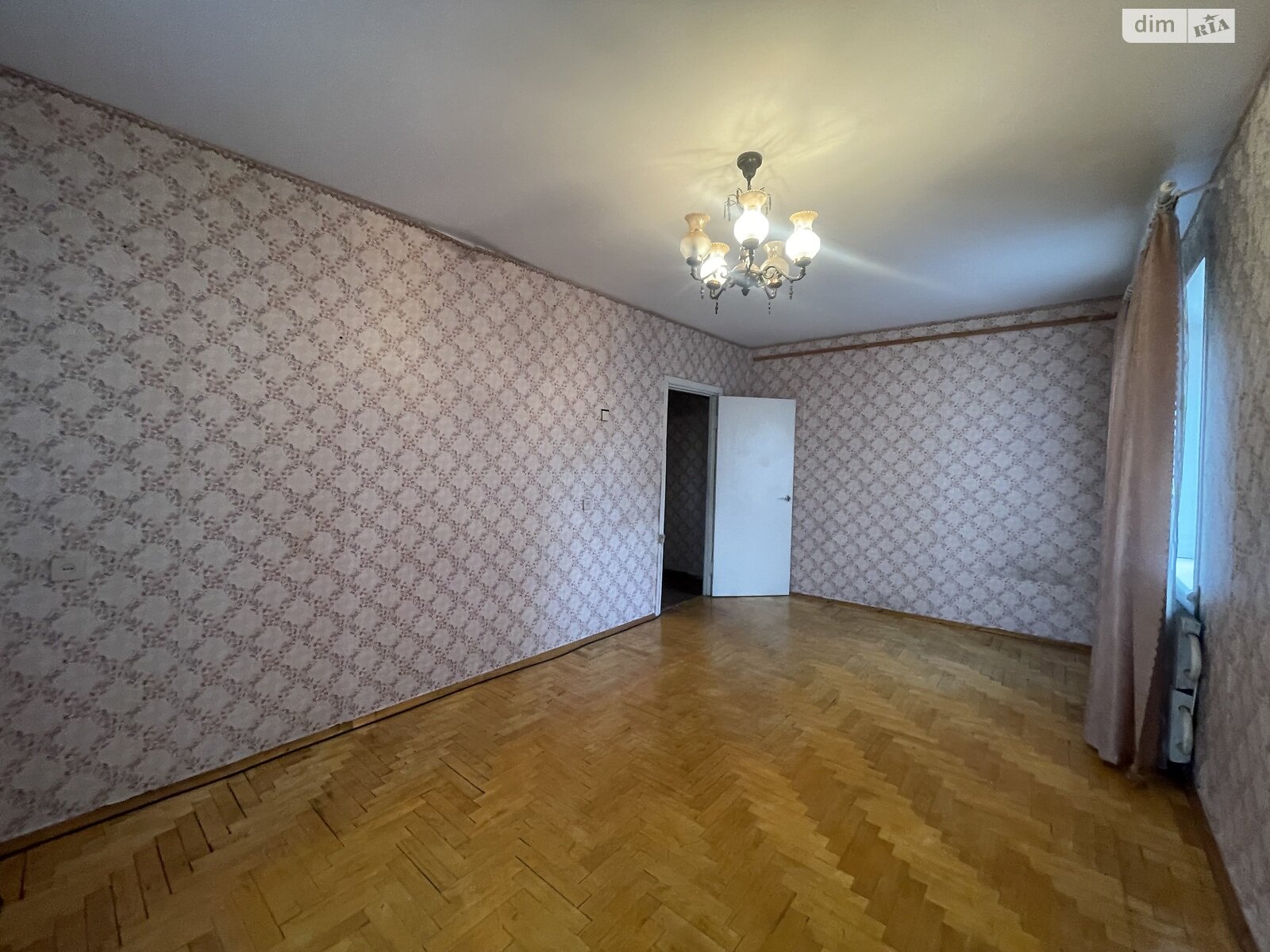 Продаж однокімнатної квартири в Тернополі, на вул. Євгена Коновальця, район Канада фото 1 Продаж однокімнатної квартири в Тернополі, на вул. Євгена Коновальця, район Канада фото 1