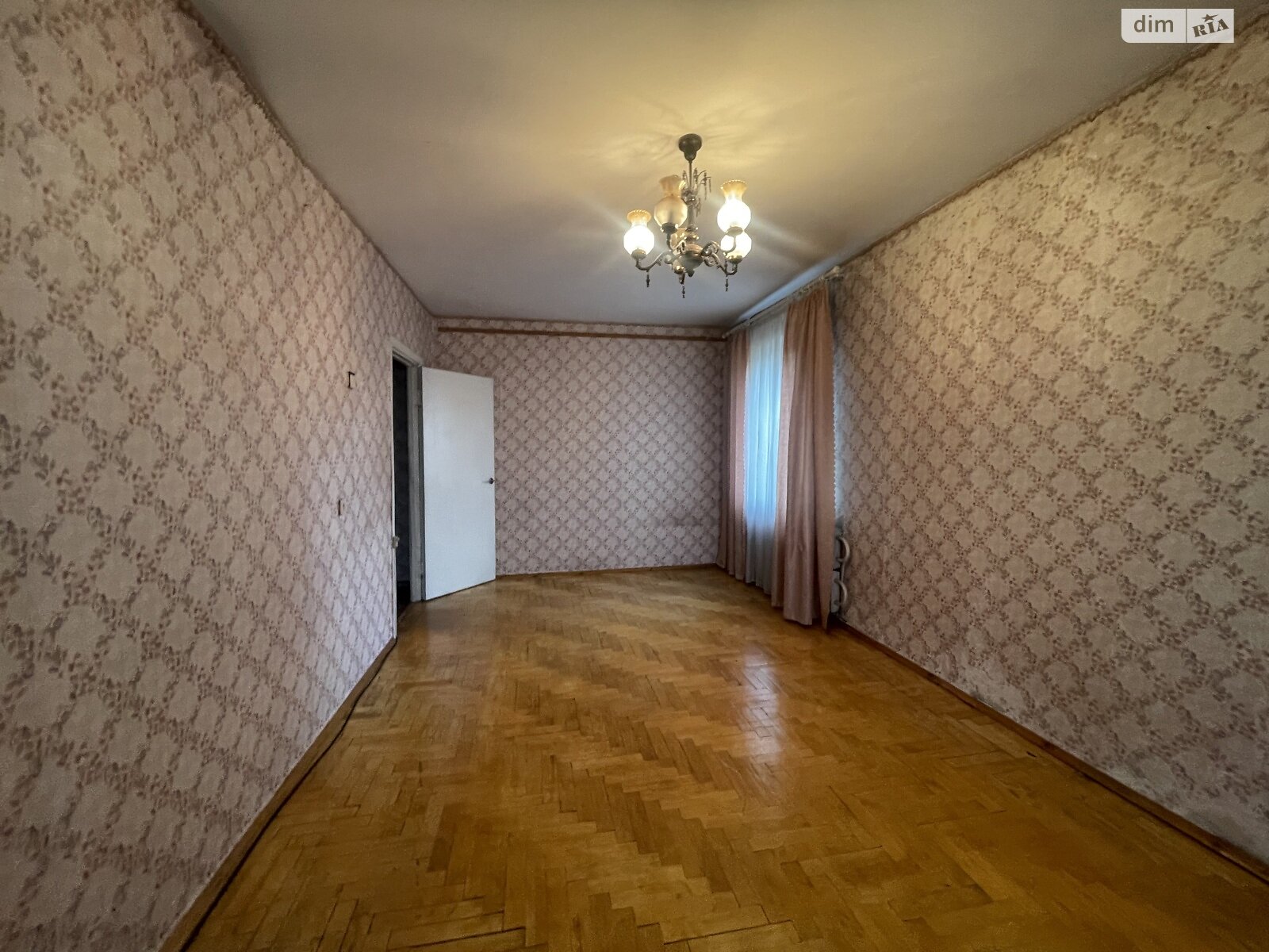 Продаж однокімнатної квартири в Тернополі, на вул. Євгена Коновальця, район Канада фото 1 Продаж однокімнатної квартири в Тернополі, на вул. Євгена Коновальця, район Канада фото 1