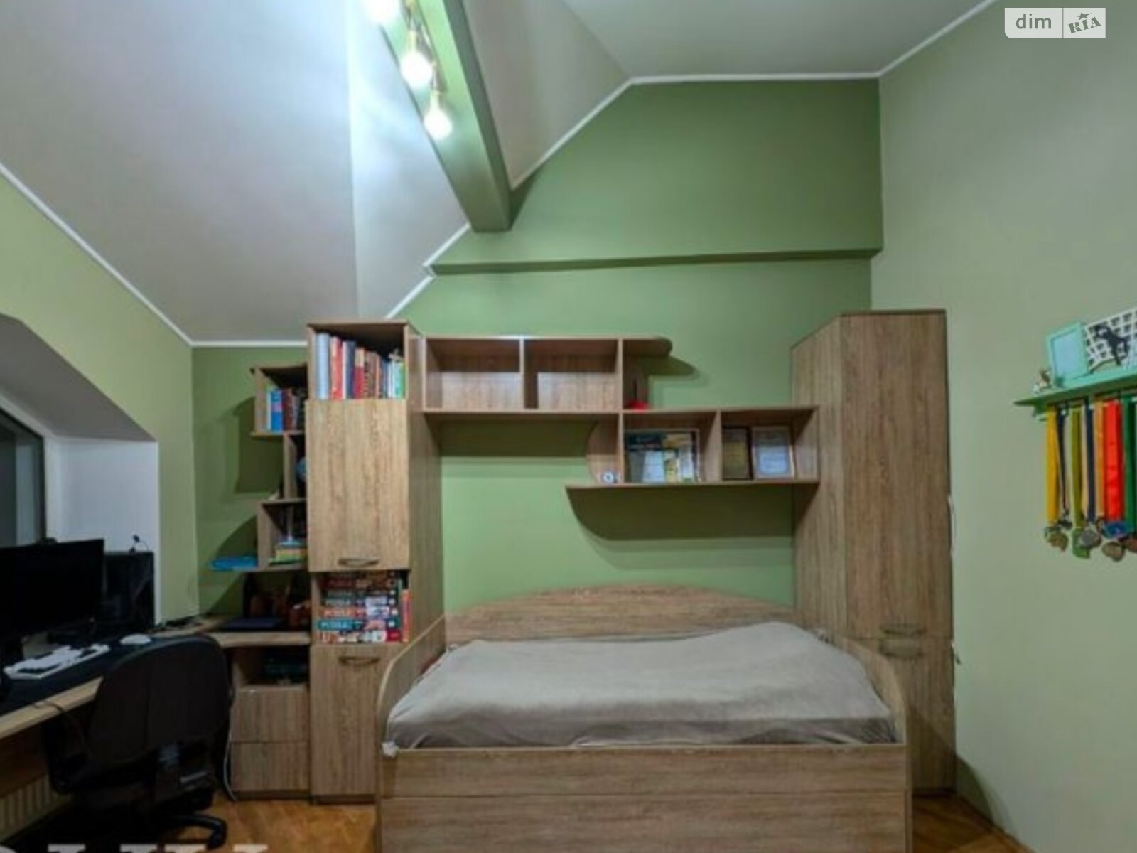 Продаж трикімнатної квартири в Тернополі, на вул. Лозовецька, район Канада фото 1 Продаж трикімнатної квартири в Тернополі, на вул. Лозовецька, район Канада фото 1