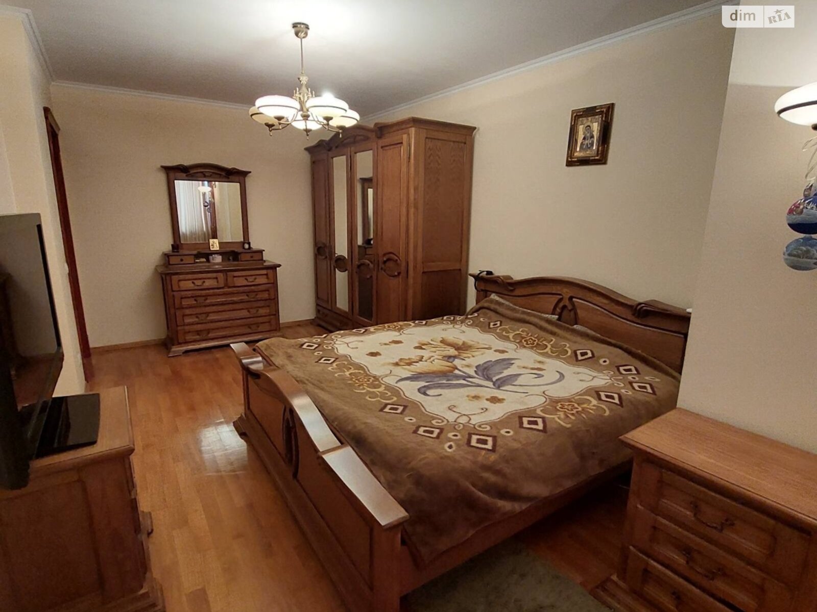 Продаж трикімнатної квартири в Тернополі, на вул. Рєпіна 18, район Канада фото 1 Продаж трикімнатної квартири в Тернополі, на вул. Рєпіна 18, район Канада фото 1