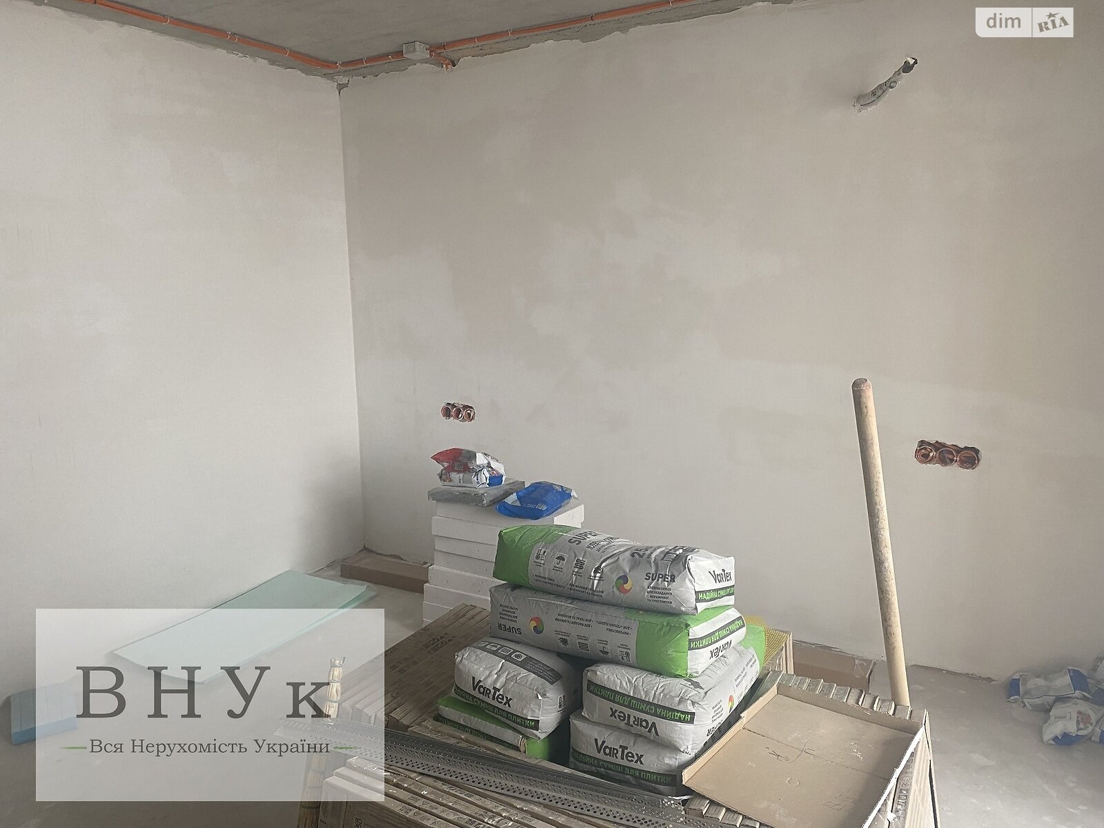 Продаж двокімнатної квартири в Тернополі, на вул. Рєпіна, район Канада фото 1 Продаж двокімнатної квартири в Тернополі, на вул. Рєпіна, район Канада фото 1