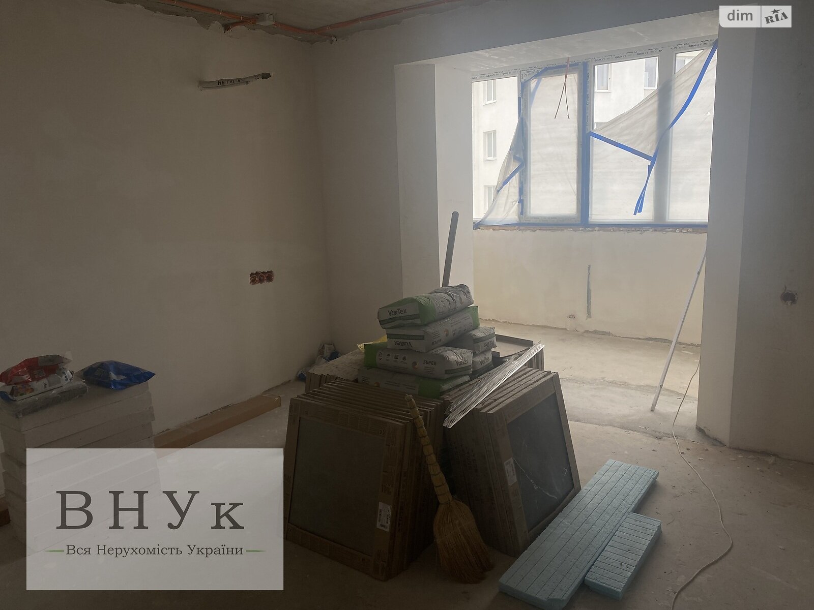 Продаж двокімнатної квартири в Тернополі, на вул. Рєпіна, район Канада фото 1 Продаж двокімнатної квартири в Тернополі, на вул. Рєпіна, район Канада фото 1