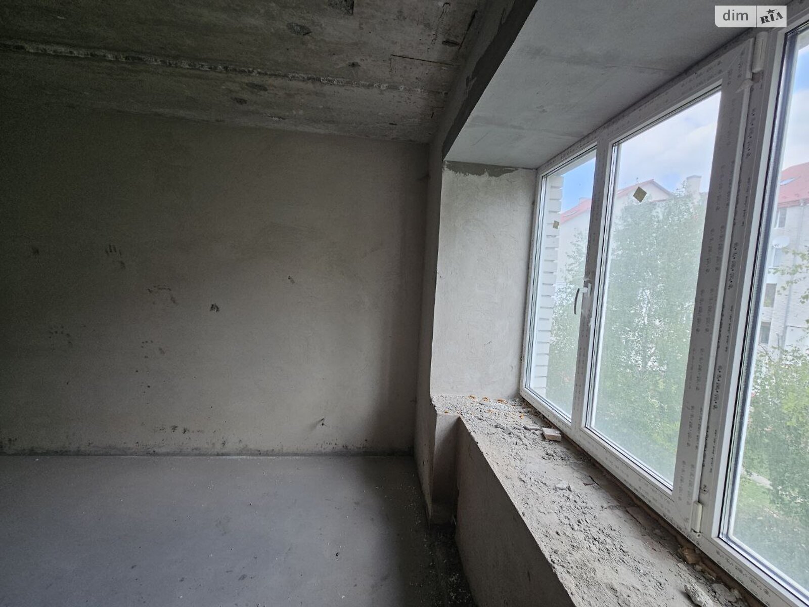 Продаж трикімнатної квартири в Тернополі, на вул. Рєпіна, район Канада фото 1 Продаж трикімнатної квартири в Тернополі, на вул. Рєпіна, район Канада фото 1