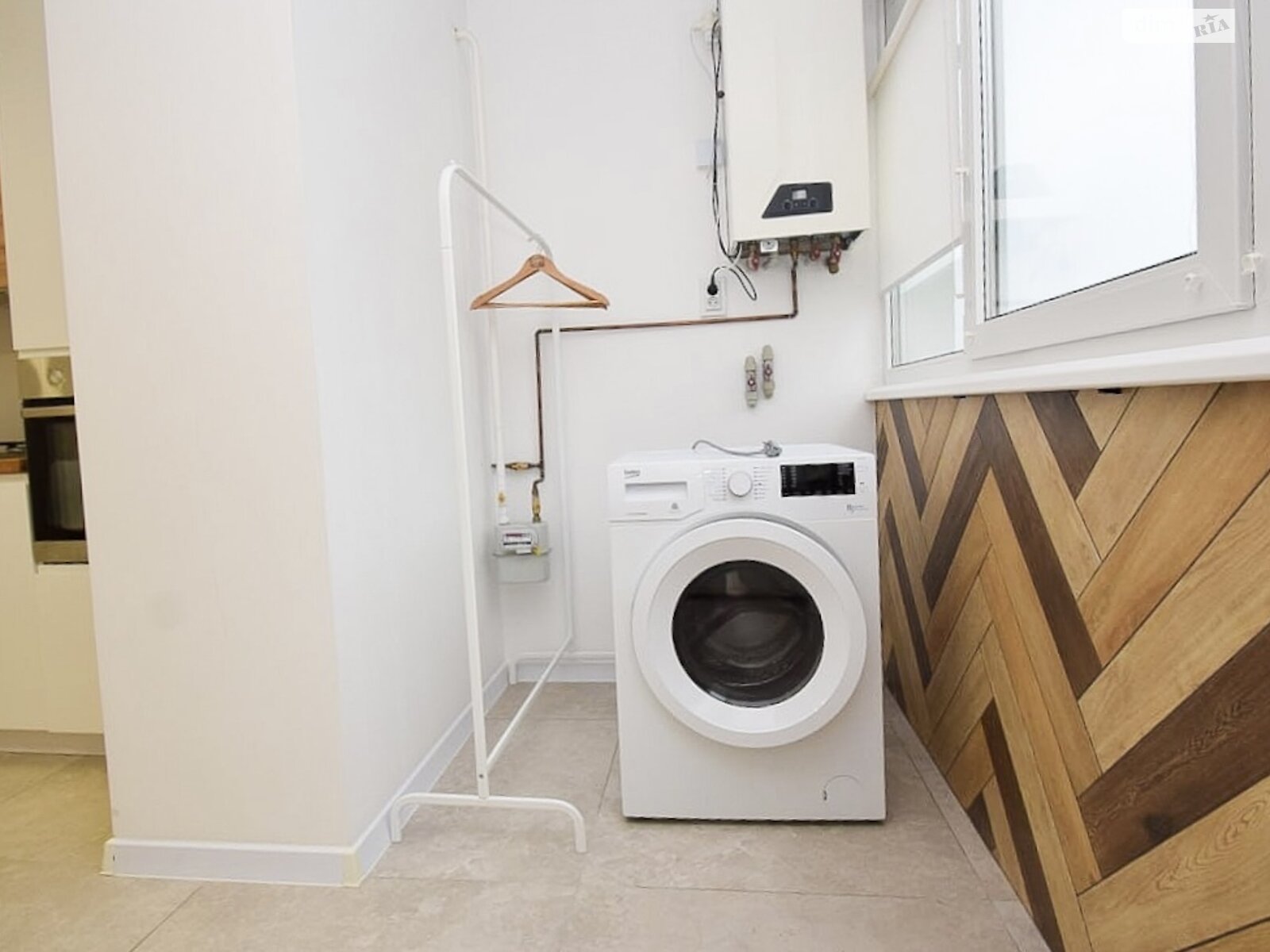 Продаж чотирикімнатної квартири в Тернополі, на вул. Рєпіна 36, район Канада фото 1