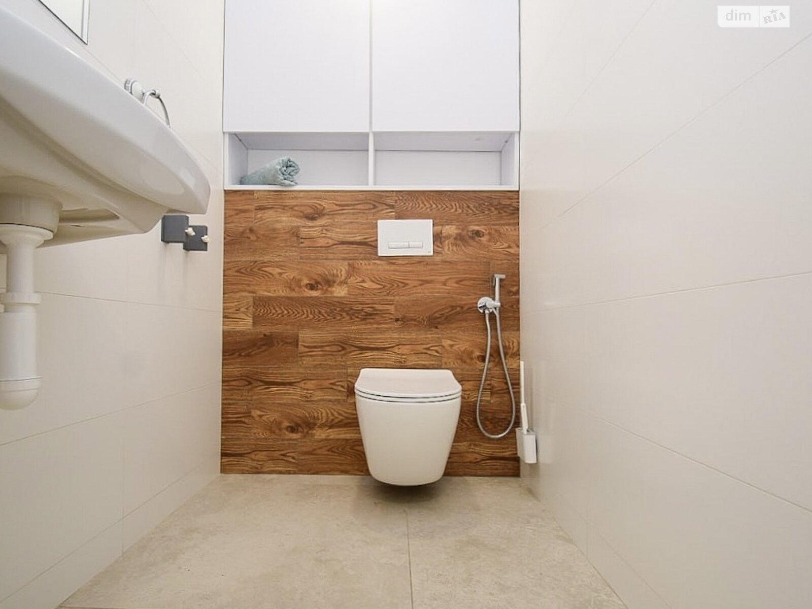 Продаж чотирикімнатної квартири в Тернополі, на вул. Рєпіна 36, район Канада фото 1