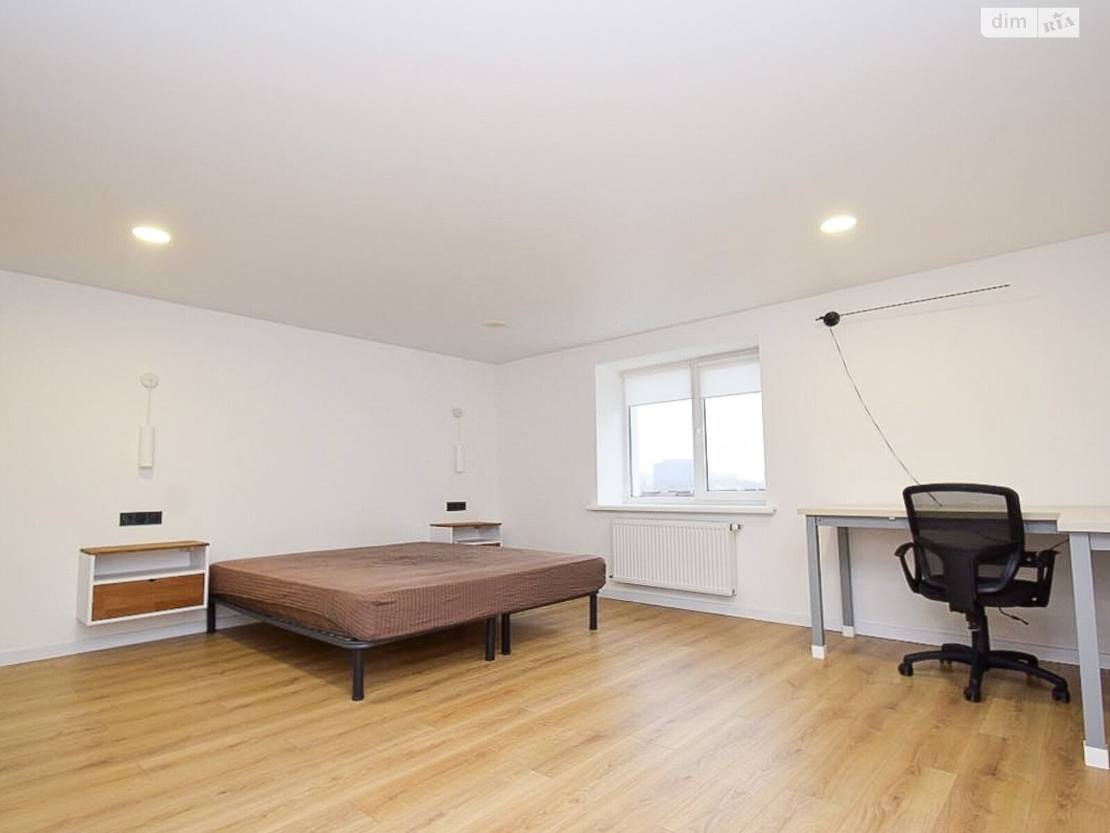 Продаж чотирикімнатної квартири в Тернополі, на вул. Рєпіна 36, район Канада фото 1