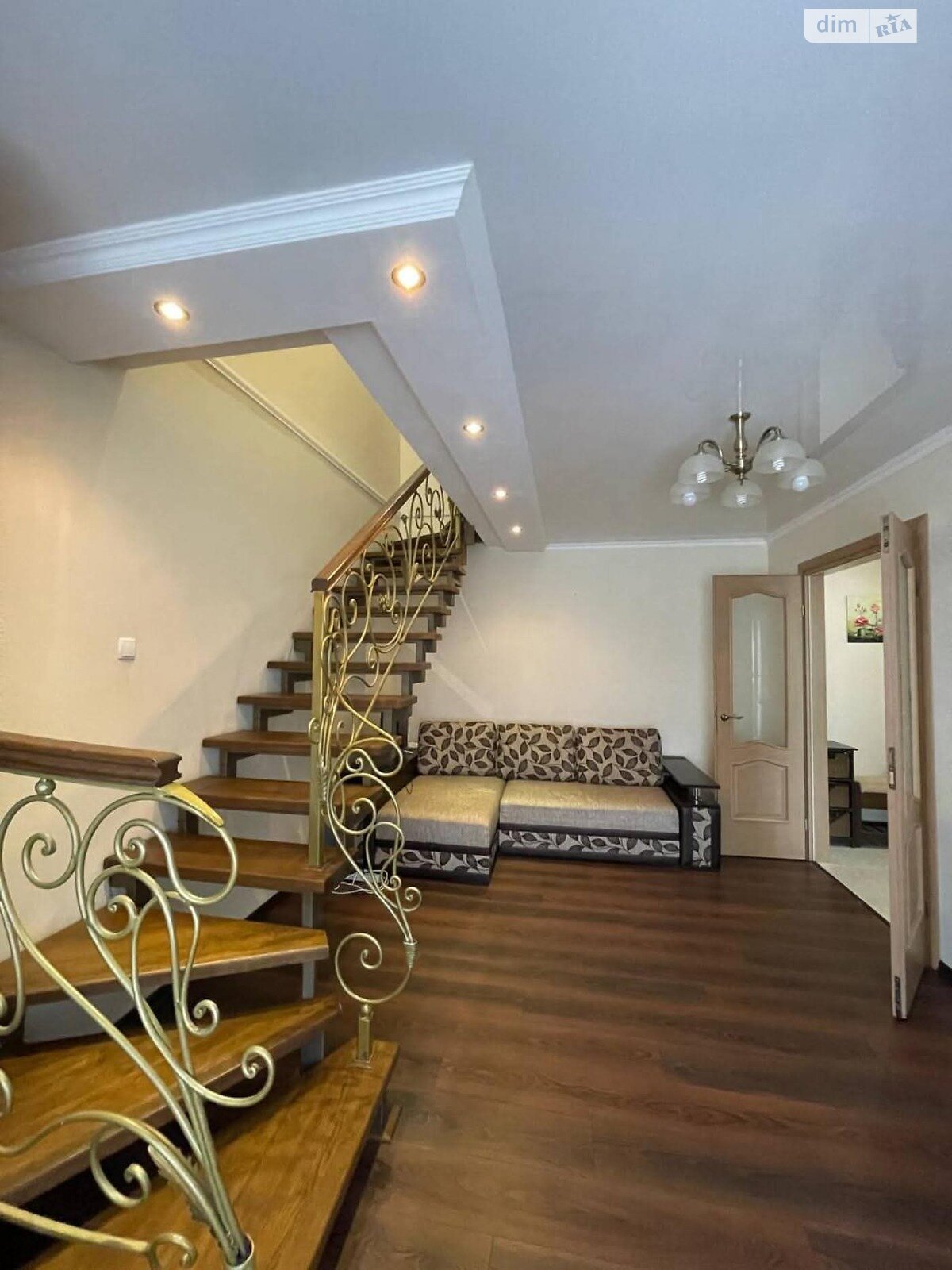 Продаж трикімнатної квартири в Тернополі, на вул. Вербицького Михайла 22, район Канада фото 1