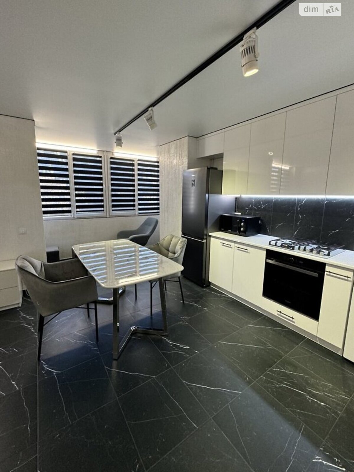 Продажа однокомнатной квартиры в Тернополе, на ул. Вербицкого Михаила, район Канада фото 1 Продажа однокомнатной квартиры в Тернополе, на ул. Вербицкого Михаила, район Канада фото 1