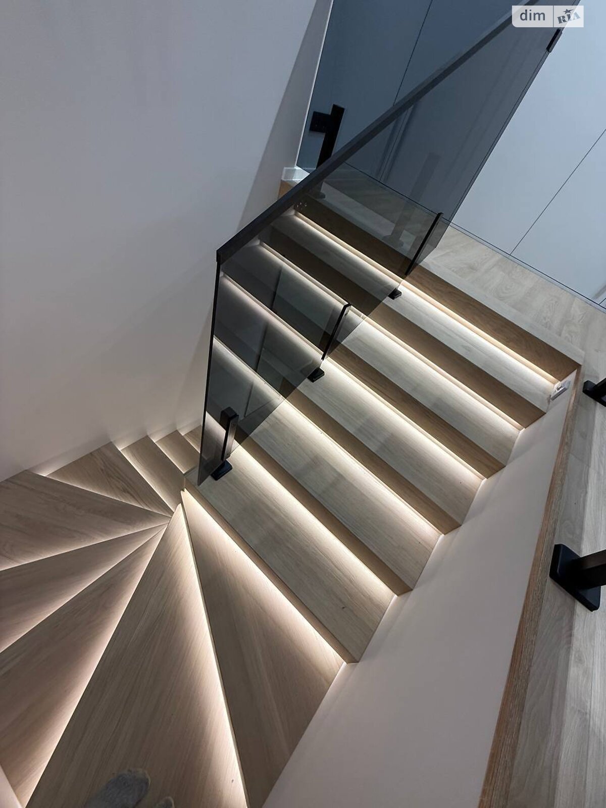 Продаж двокімнатної квартири в Тернополі, на вул. Вербицького Михайла, район Канада фото 1