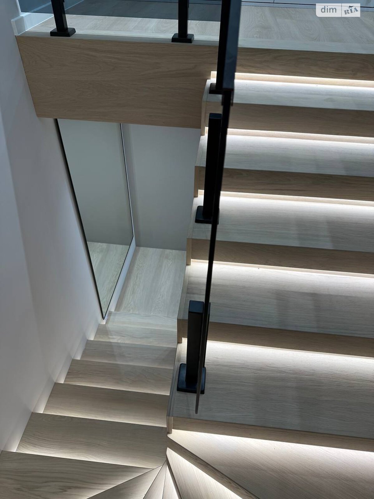 Продаж двокімнатної квартири в Тернополі, на вул. Вербицького Михайла, район Канада фото 1