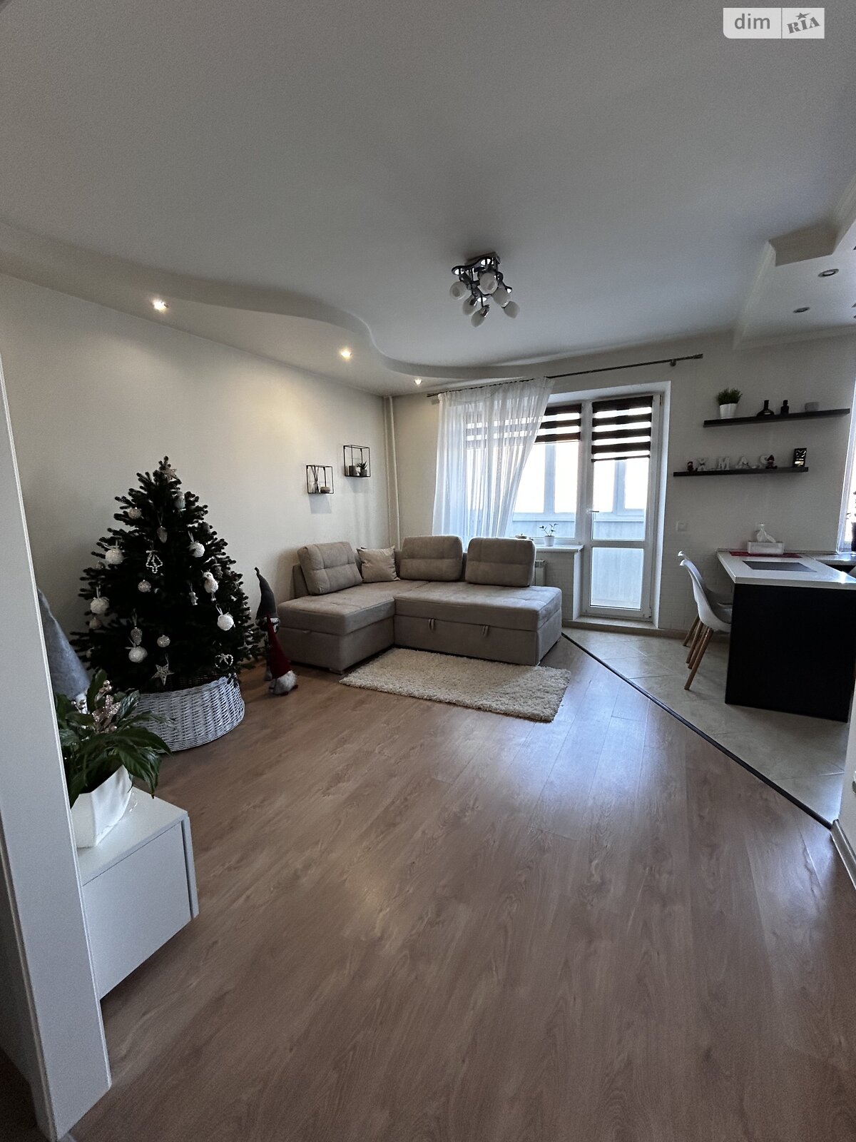 Продажа четырехкомнатной квартиры в Тернополе, на ул. Вербицкого Михаила 10, район Канада фото 1