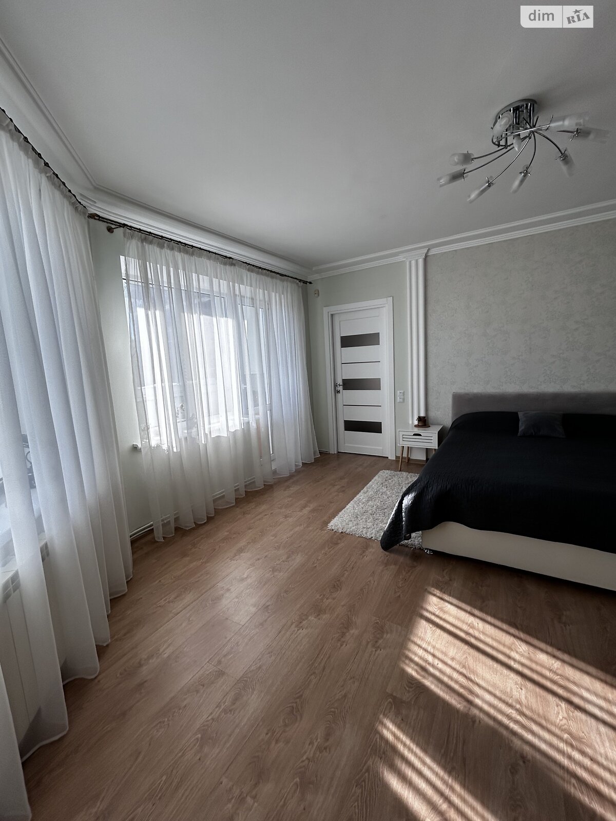 Продажа четырехкомнатной квартиры в Тернополе, на ул. Вербицкого Михаила 10, район Канада фото 1