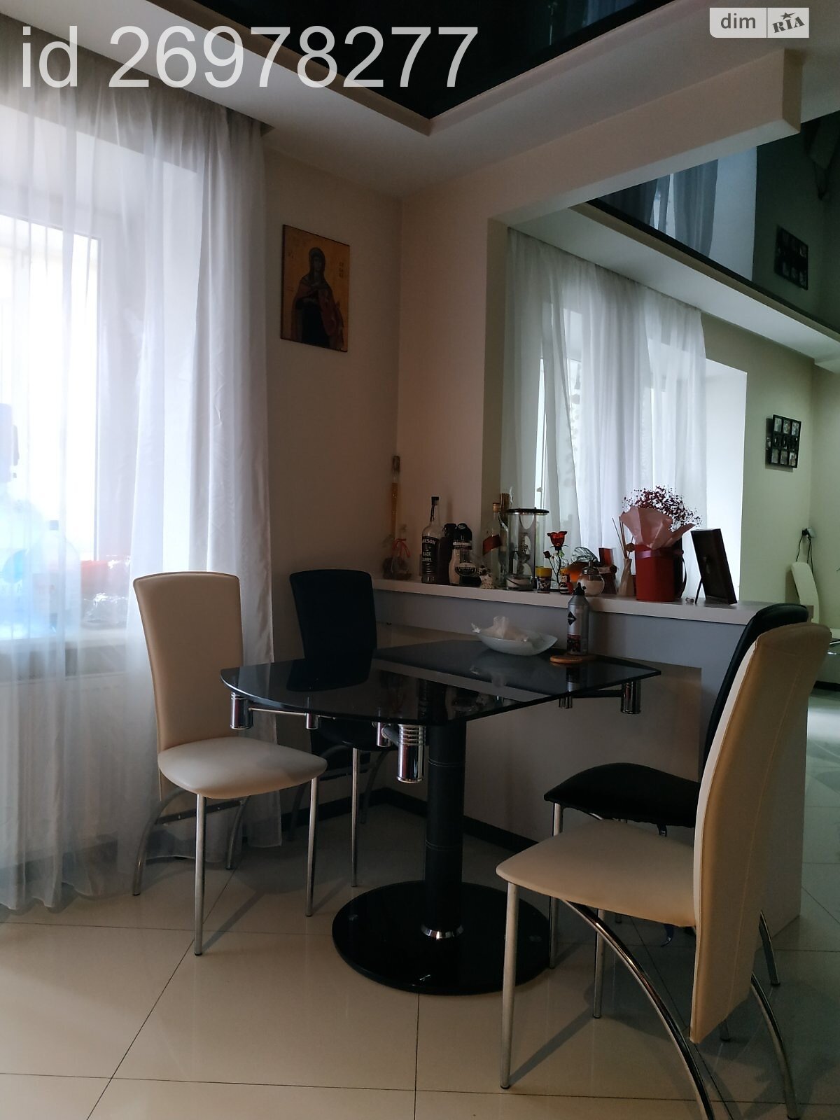 Продажа трехкомнатной квартиры в Тернополе, на ул. Евгения Коновальца, район Канада фото 1