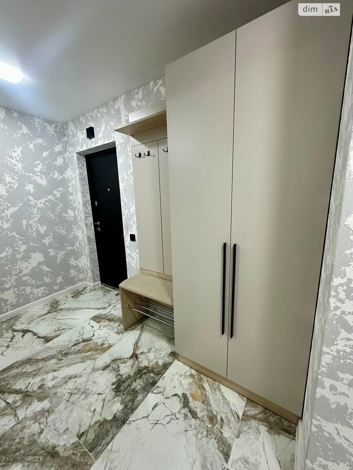 Продажа однокомнатной квартиры в Тернополе, на просп. Злуки, район Канада фото 1 Продажа однокомнатной квартиры в Тернополе, на просп. Злуки, район Канада фото 1