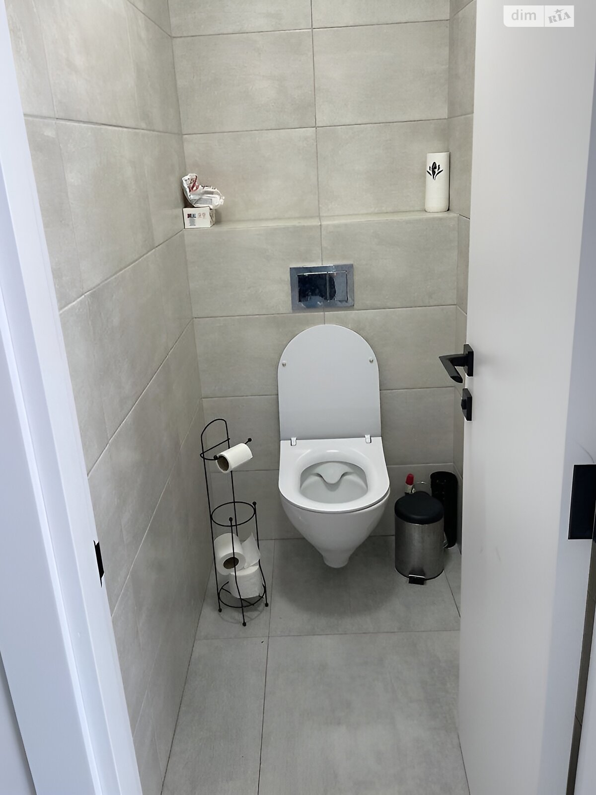 Продажа трехкомнатной квартиры в Тернополе, на просп. Злуки, район Канада фото 1 Продажа трехкомнатной квартиры в Тернополе, на просп. Злуки, район Канада фото 1