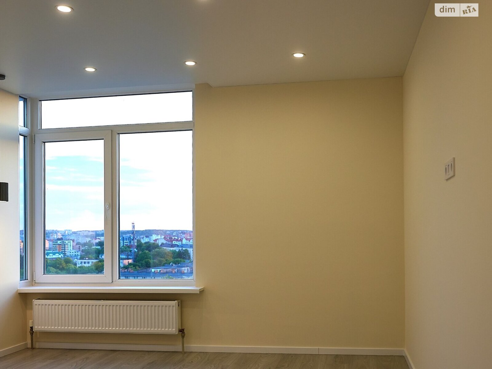 Продажа двухкомнатной квартиры в Тернополе, на просп. Злуки 7, район Канада фото 1 Продажа двухкомнатной квартиры в Тернополе, на просп. Злуки 7, район Канада фото 1