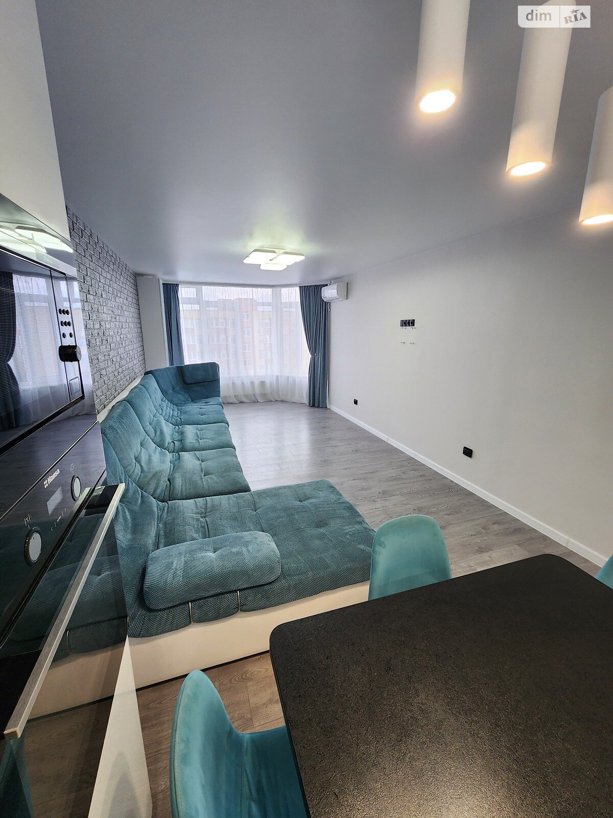 Продажа трехкомнатной квартиры в Тернополе, на просп. Злуки 7, район Канада фото 1 Продажа трехкомнатной квартиры в Тернополе, на просп. Злуки 7, район Канада фото 1