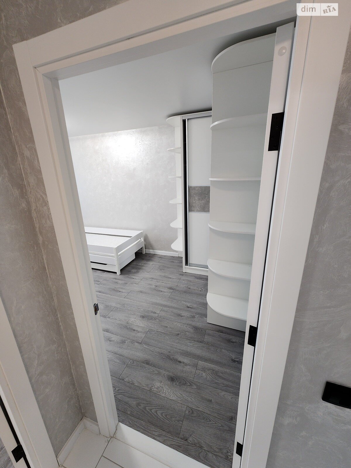 Продажа трехкомнатной квартиры в Тернополе, на просп. Злуки 7, район Канада фото 1 Продажа трехкомнатной квартиры в Тернополе, на просп. Злуки 7, район Канада фото 1