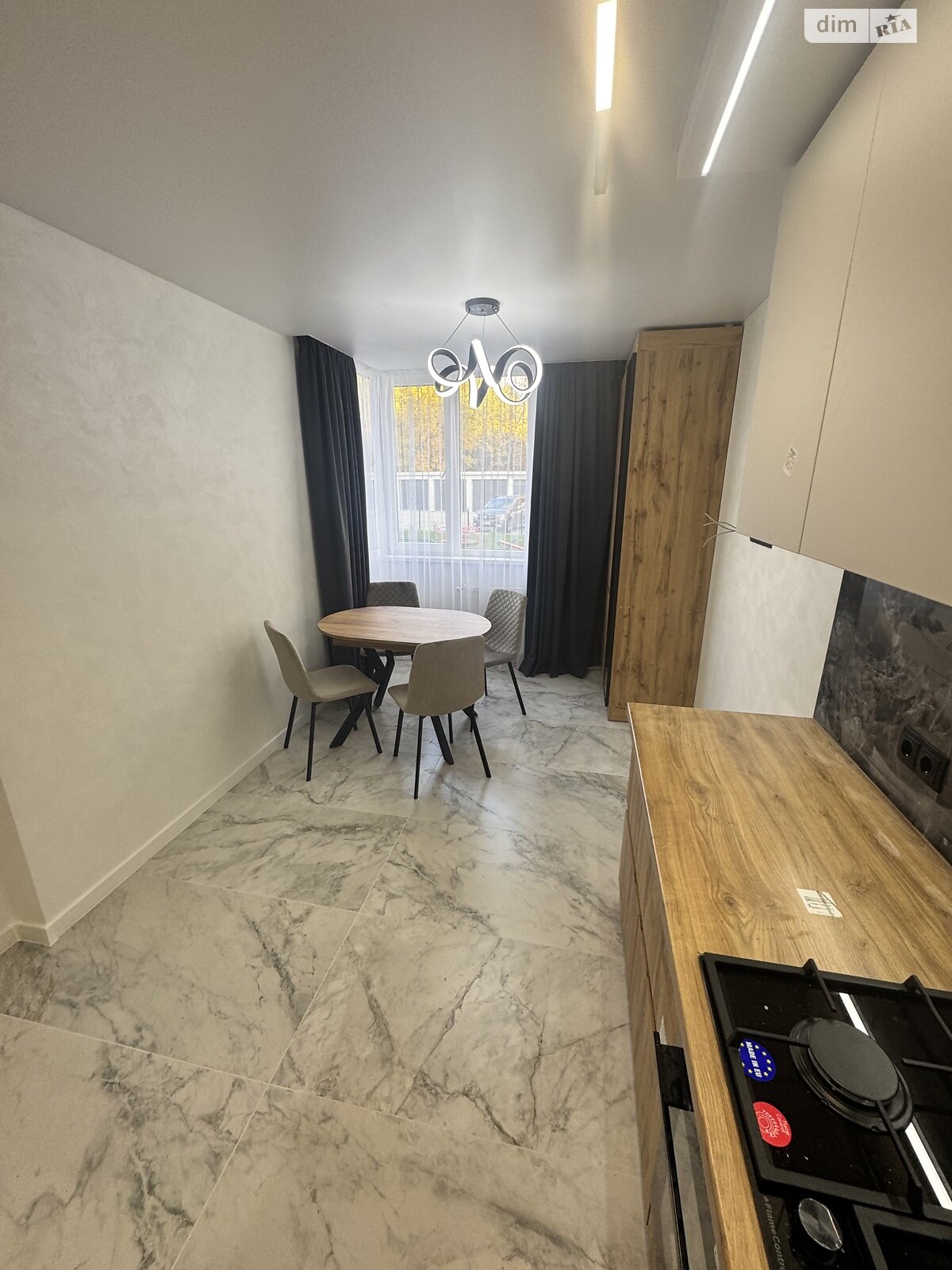 Продажа двухкомнатной квартиры в Тернополе, на просп. Злуки, район Канада фото 1 Продажа двухкомнатной квартиры в Тернополе, на просп. Злуки, район Канада фото 1