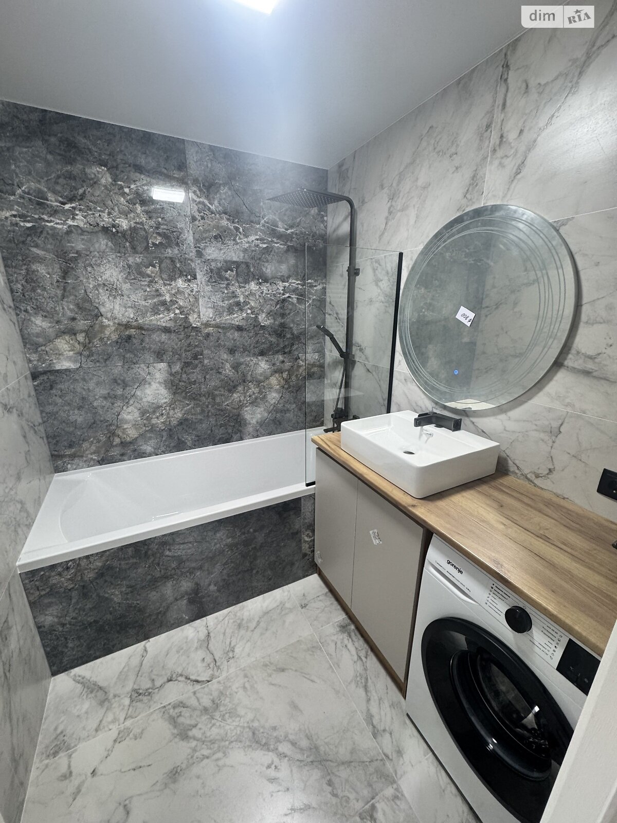 Продажа двухкомнатной квартиры в Тернополе, на просп. Злуки, район Канада фото 1 Продажа двухкомнатной квартиры в Тернополе, на просп. Злуки, район Канада фото 1