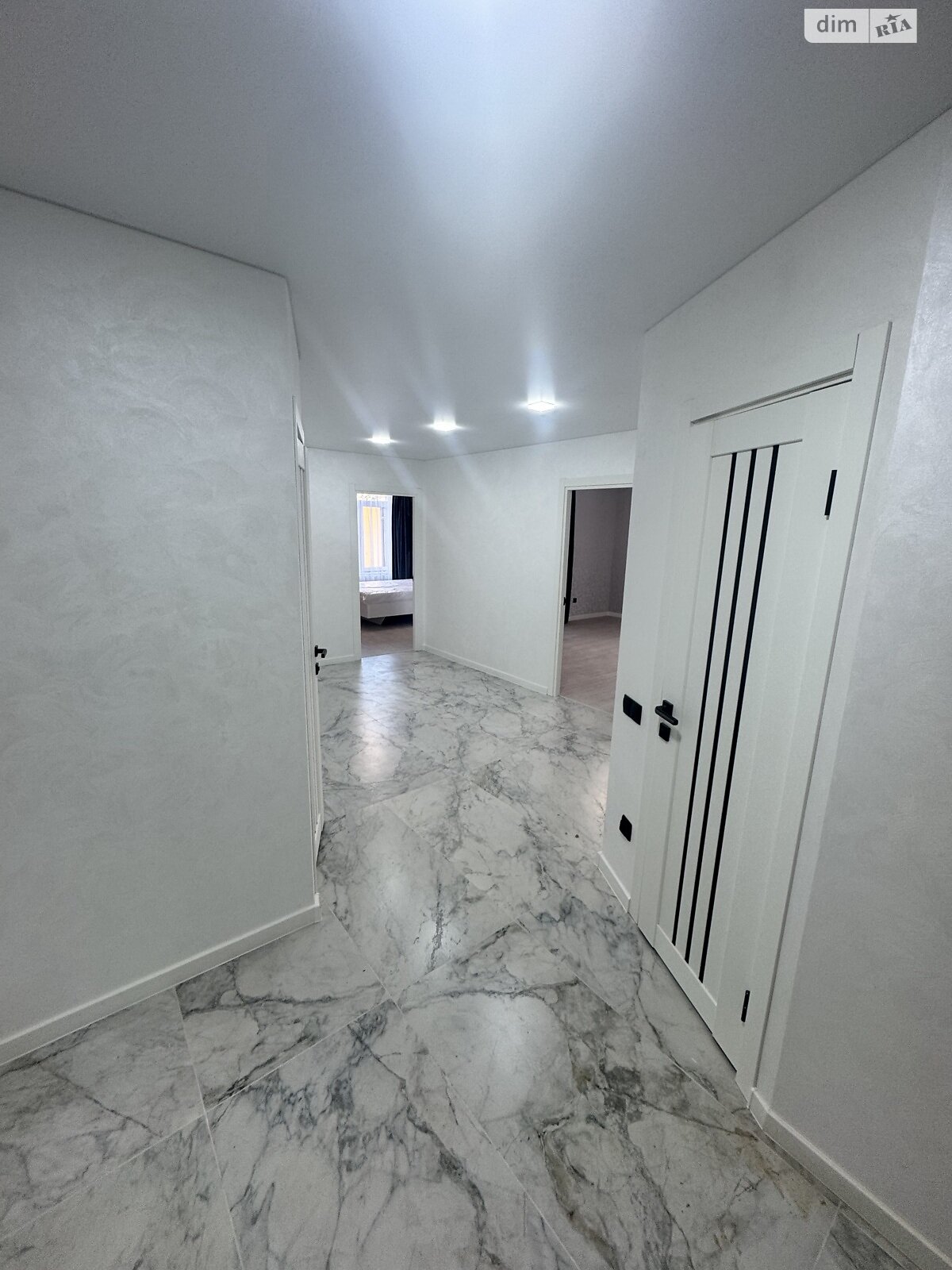 Продажа двухкомнатной квартиры в Тернополе, на просп. Злуки, район Канада фото 1 Продажа двухкомнатной квартиры в Тернополе, на просп. Злуки, район Канада фото 1