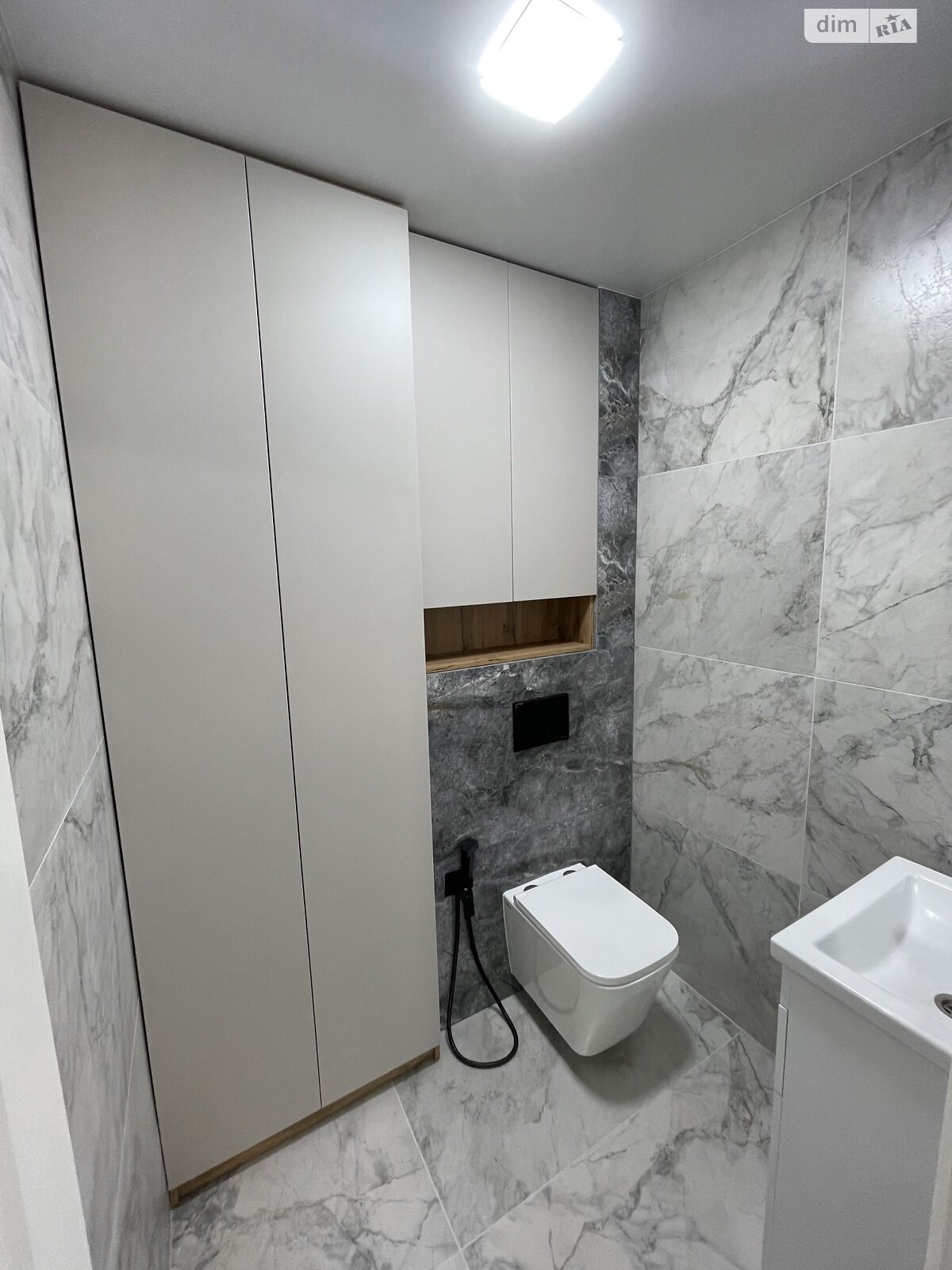 Продажа двухкомнатной квартиры в Тернополе, на просп. Злуки 7, район Канада фото 1