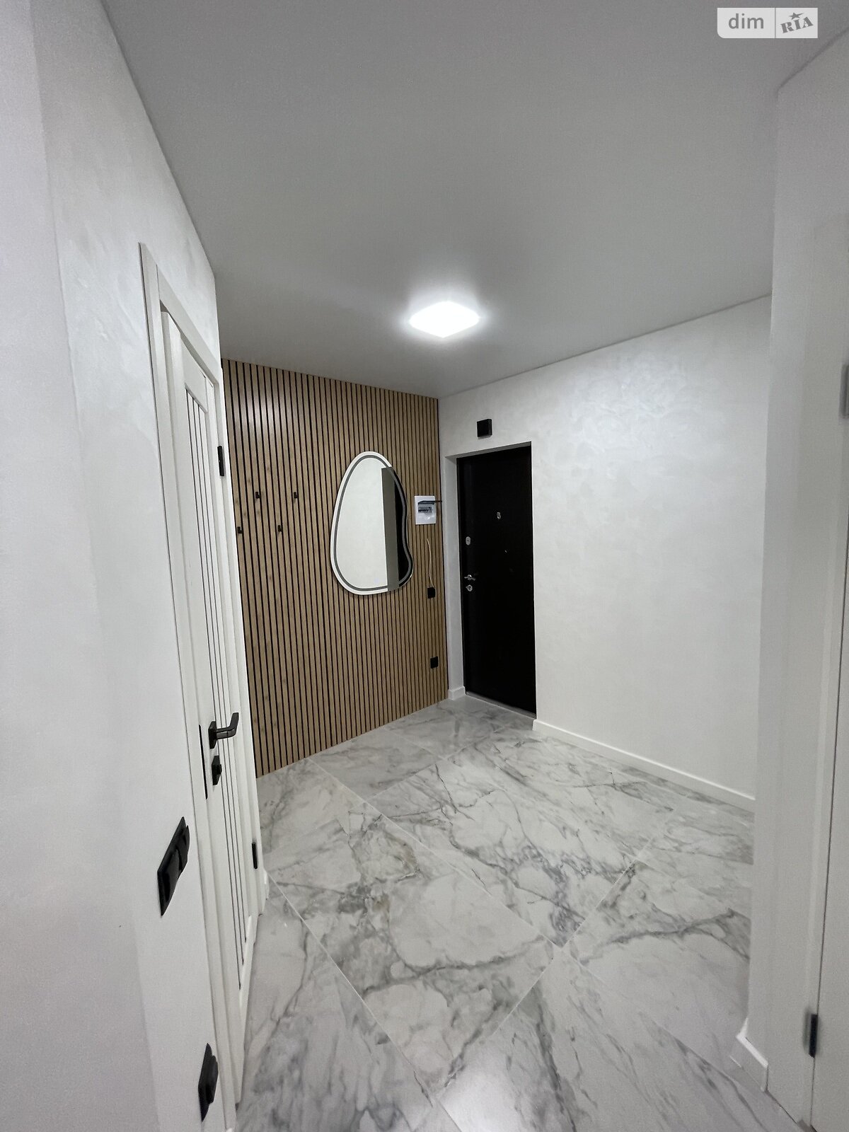 Продажа двухкомнатной квартиры в Тернополе, на просп. Злуки 7, район Канада фото 1