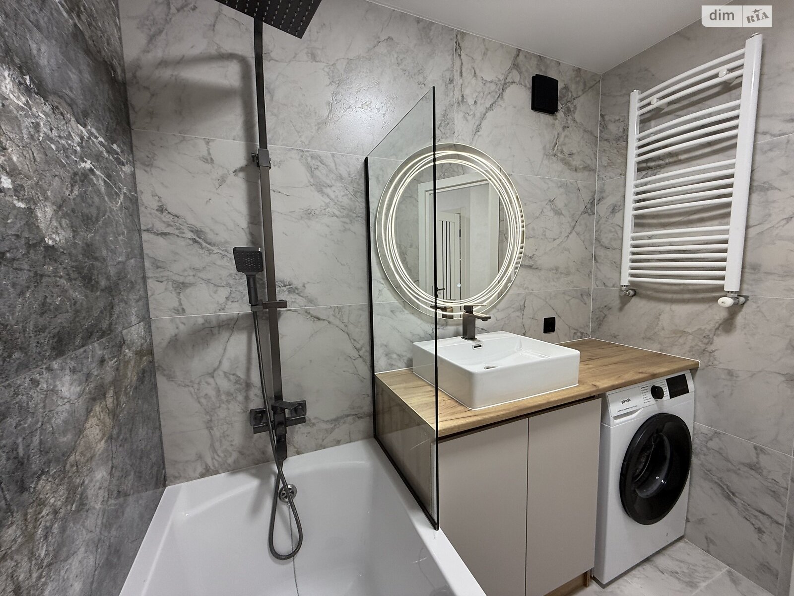 Продажа двухкомнатной квартиры в Тернополе, на просп. Злуки 7, район Канада фото 1 Продажа двухкомнатной квартиры в Тернополе, на просп. Злуки 7, район Канада фото 1