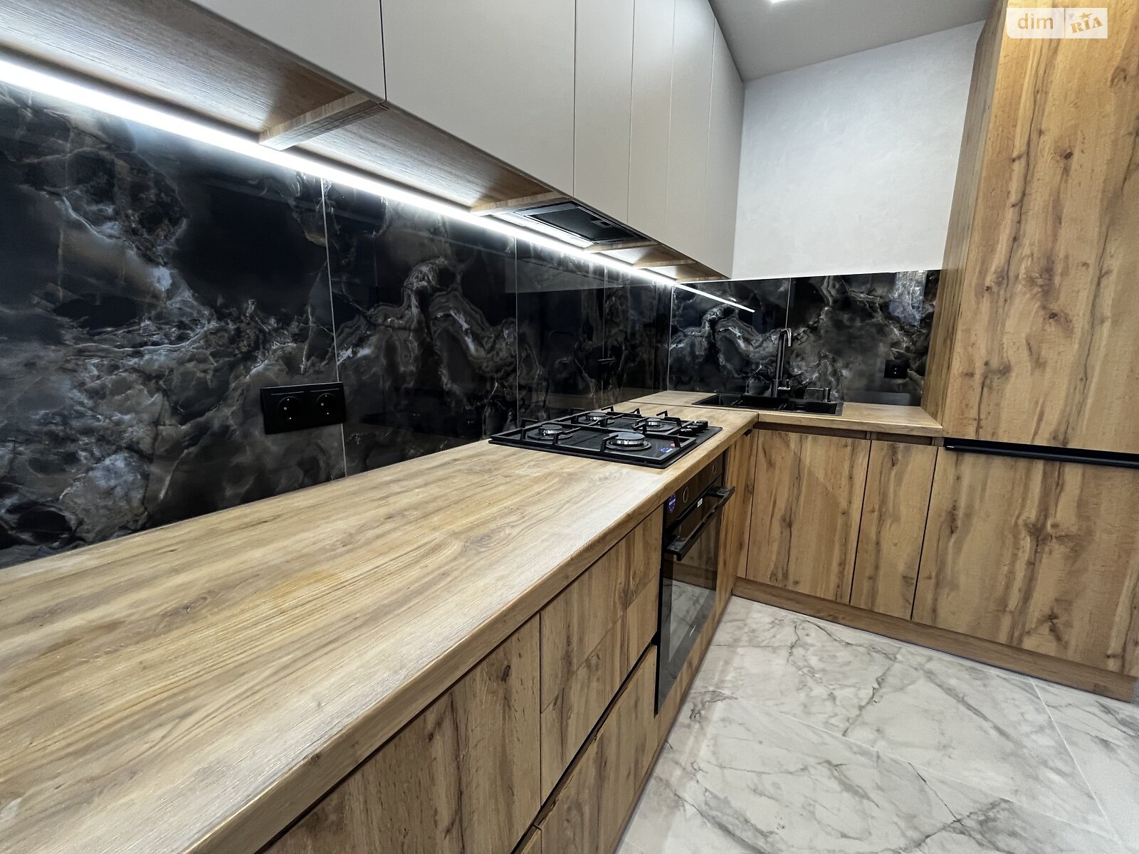 Продажа двухкомнатной квартиры в Тернополе, на просп. Злуки 7, район Канада фото 1