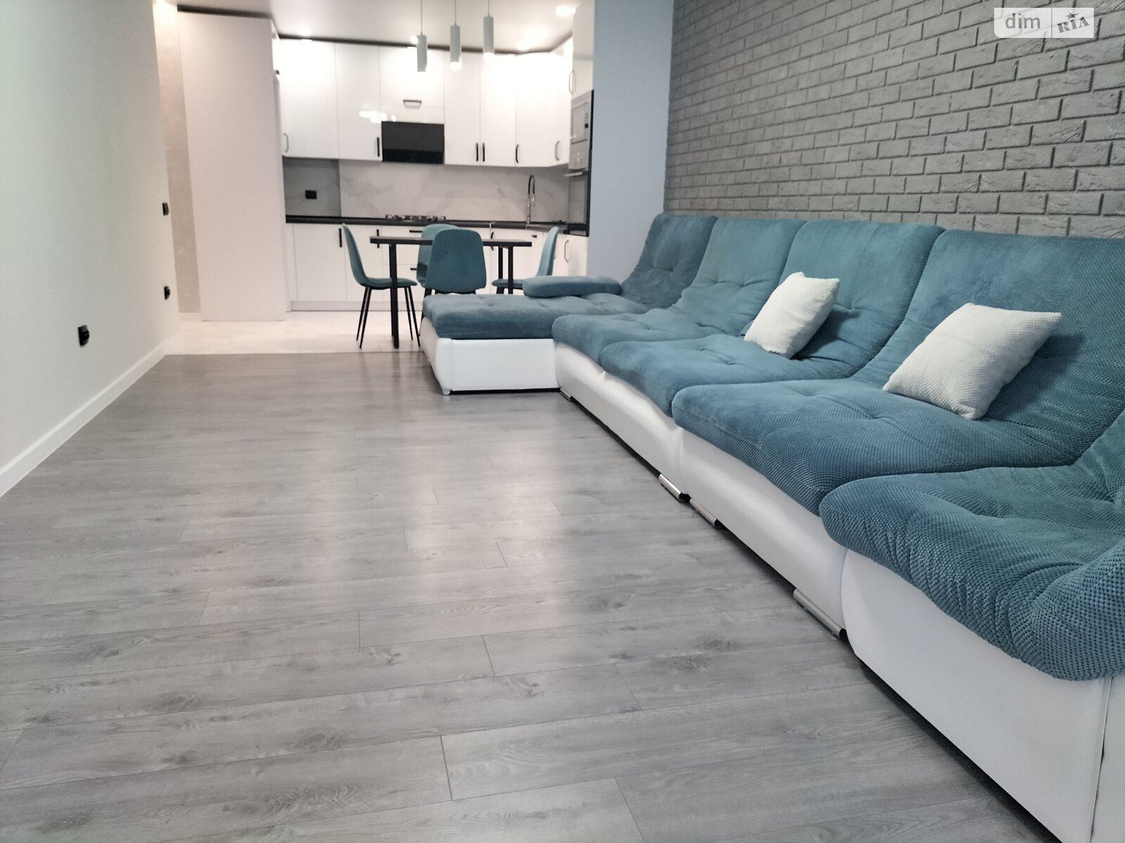 Продаж трикімнатної квартири в Тернополі, на просп. Злуки 7, район Канада фото 1