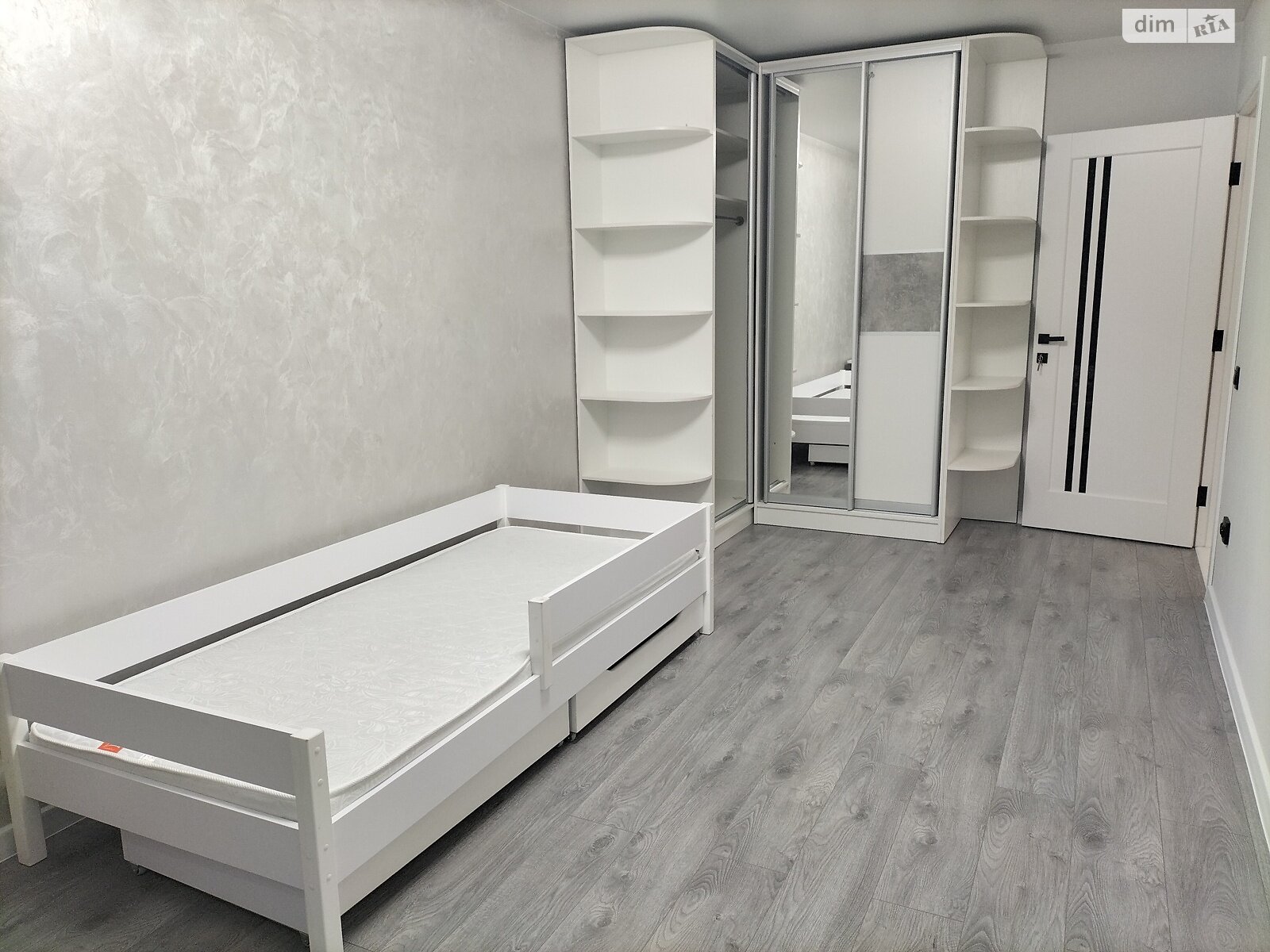 Продаж трикімнатної квартири в Тернополі, на просп. Злуки 7, район Канада фото 1