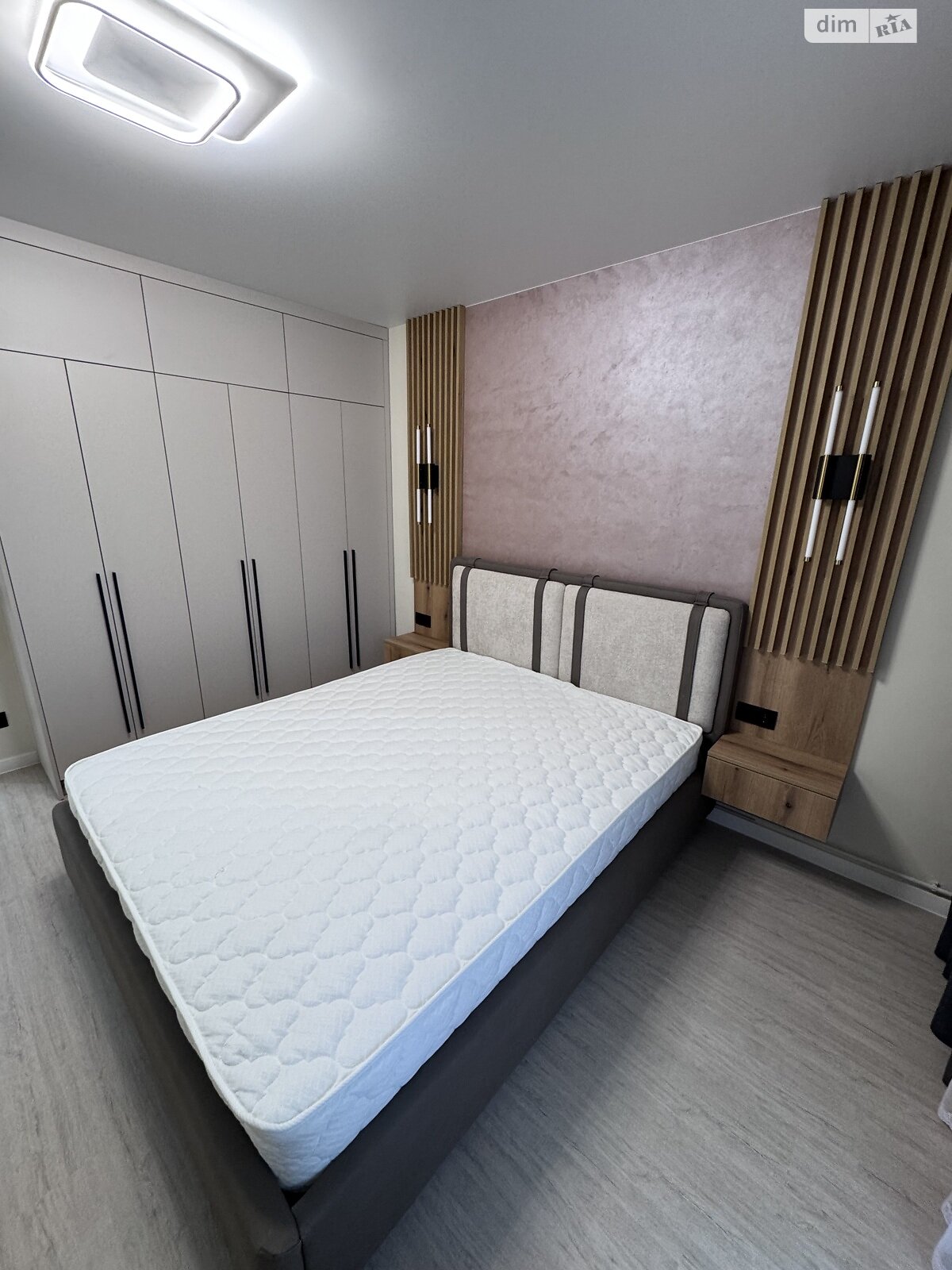 Продаж двокімнатної квартири в Тернополі, на просп. Злуки 7, район Канада фото 1