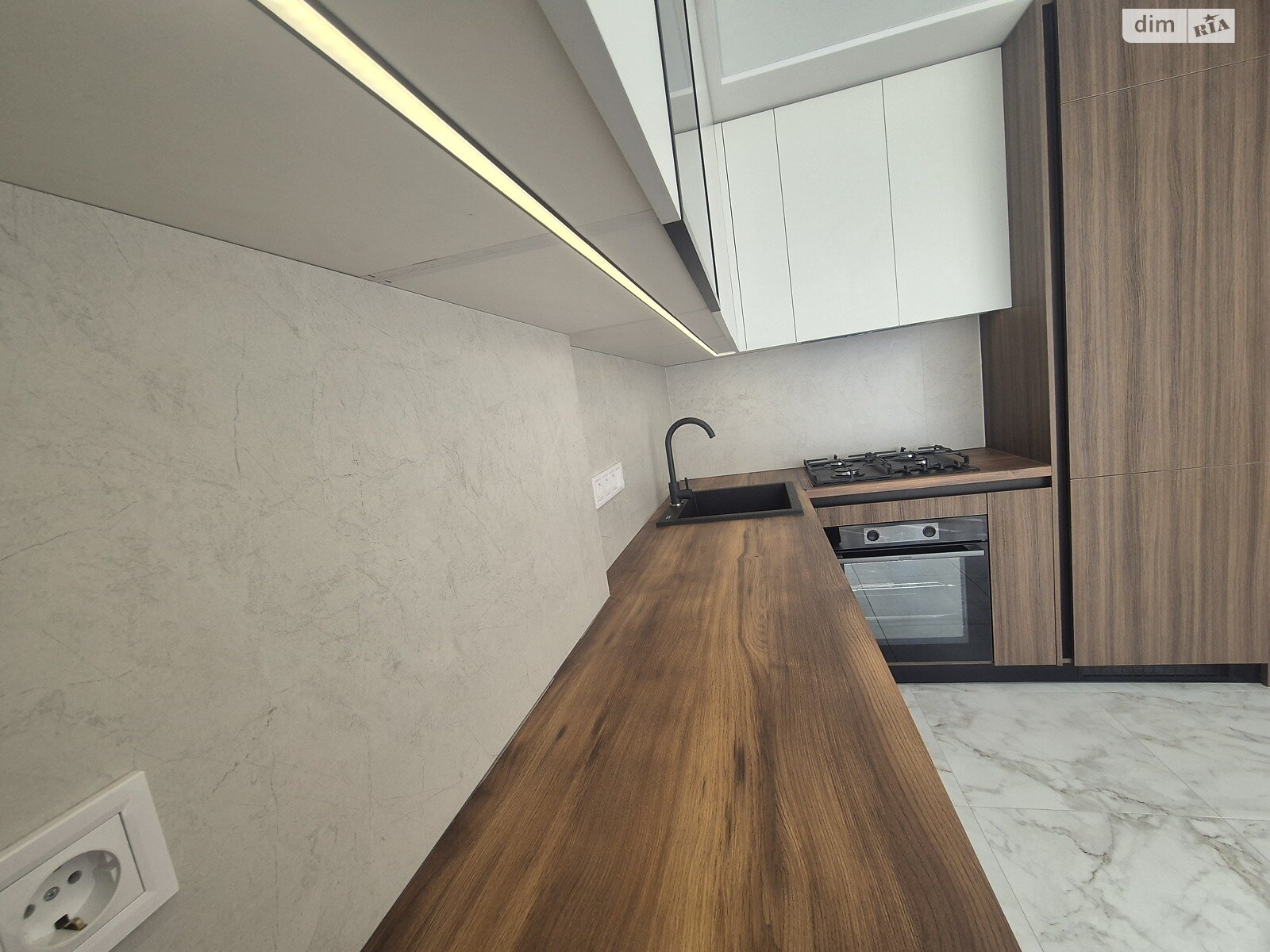Продажа двухкомнатной квартиры в Тернополе, на пер. Кирпичный 2-4, фото 1 Продажа двухкомнатной квартиры в Тернополе, на пер. Кирпичный 2-4, фото 1