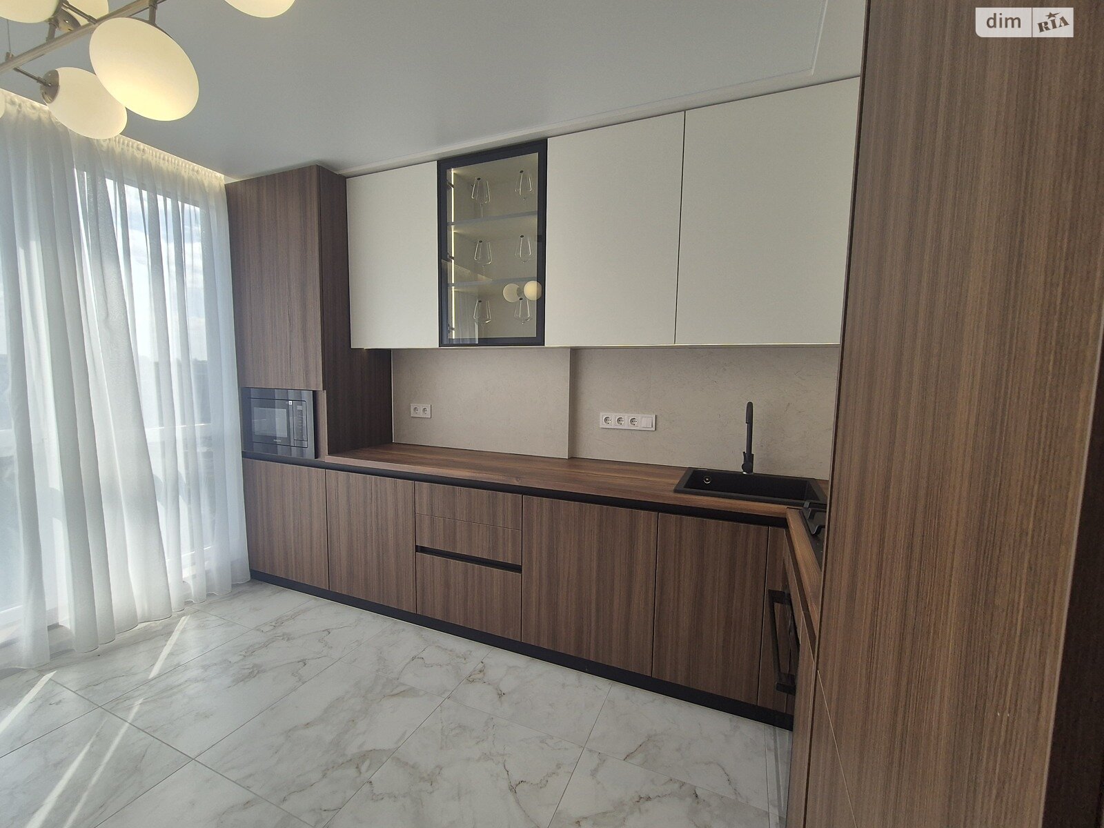 Продажа двухкомнатной квартиры в Тернополе, на пер. Кирпичный 2-4, фото 1 Продажа двухкомнатной квартиры в Тернополе, на пер. Кирпичный 2-4, фото 1