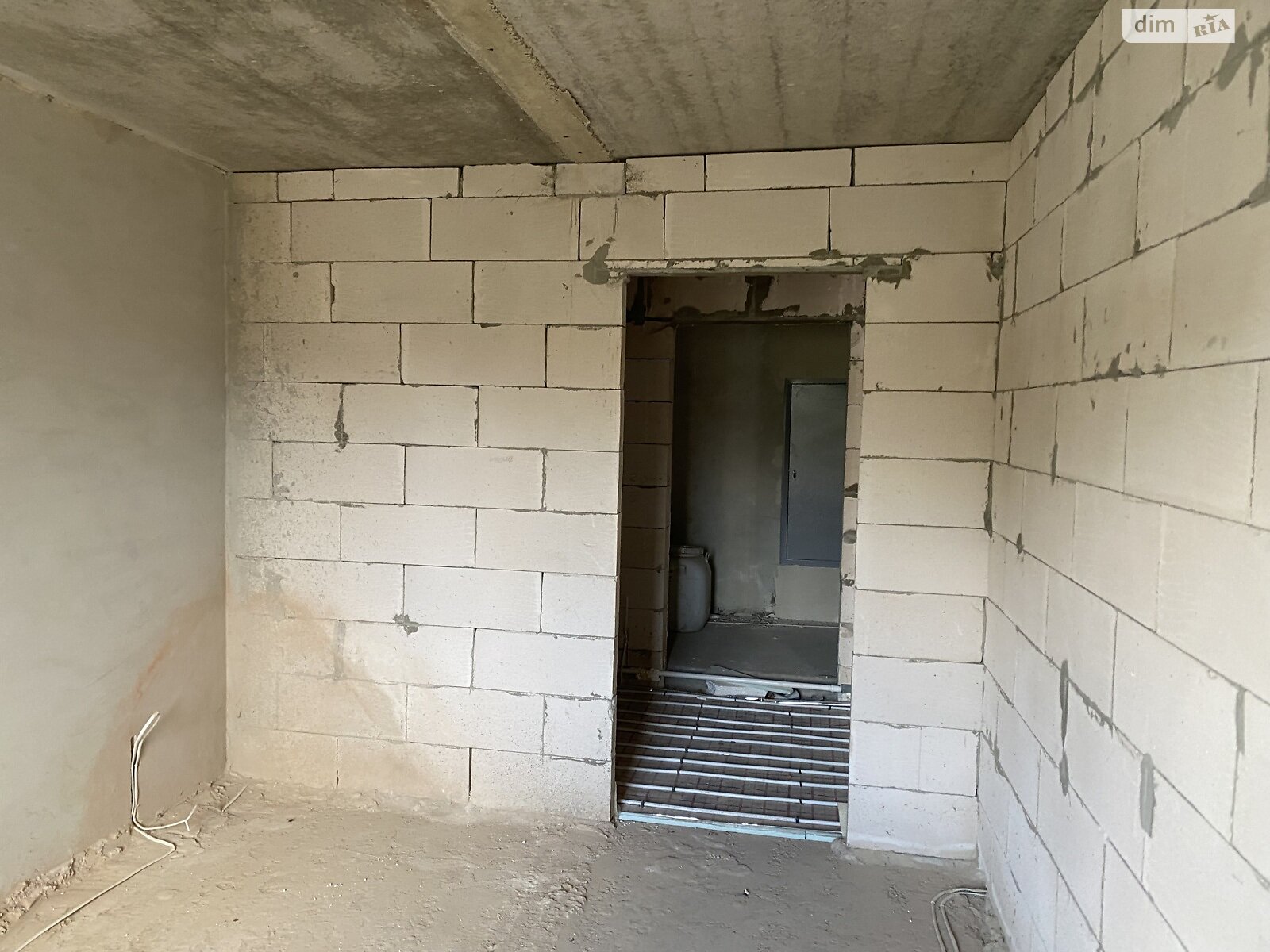 Продажа однокомнатной квартиры в Тернополе, на ул. Глубокая Долина, район Кутковцы фото 1 Продажа однокомнатной квартиры в Тернополе, на ул. Глубокая Долина, район Кутковцы фото 1