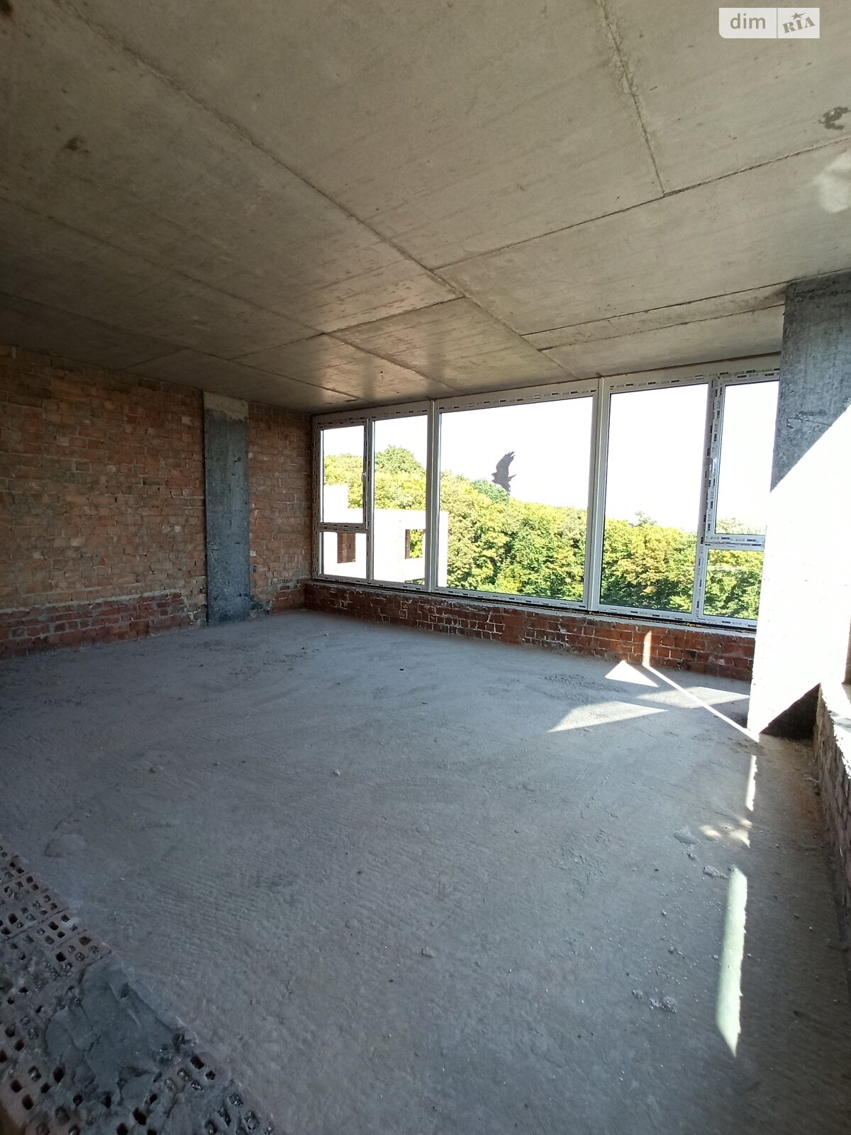 Продаж п`ятикімнатної квартири в Тернополі, на вул. Підгірна, район Кутківці фото 1 Продаж п`ятикімнатної квартири в Тернополі, на вул. Підгірна, район Кутківці фото 1