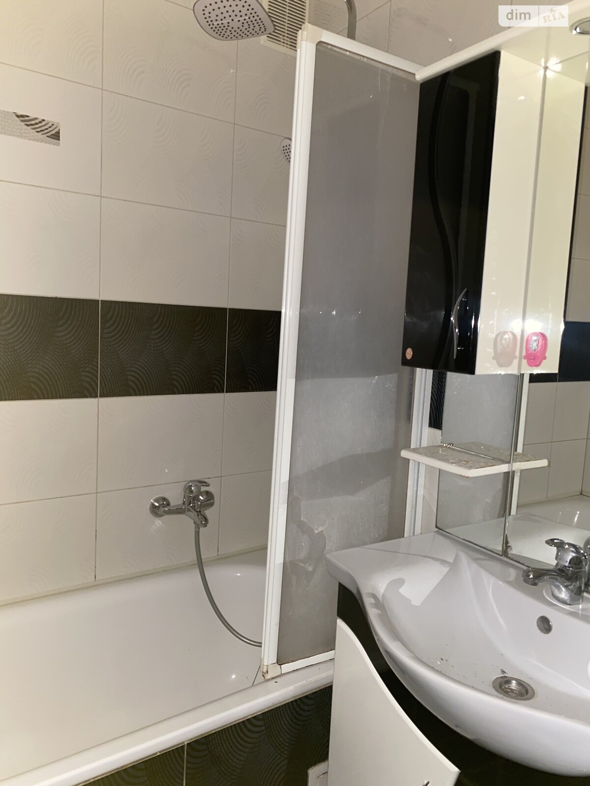 Продаж чотирикімнатної квартири в Тернополі, на вул. Золотогірська 16, район Кутківці фото 1