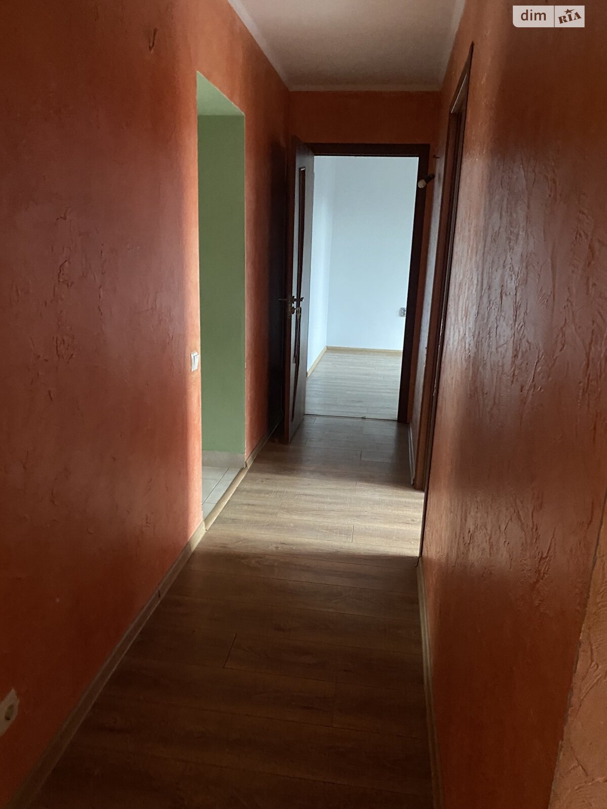 Продаж чотирикімнатної квартири в Тернополі, на вул. Золотогірська 16, район Кутківці фото 1