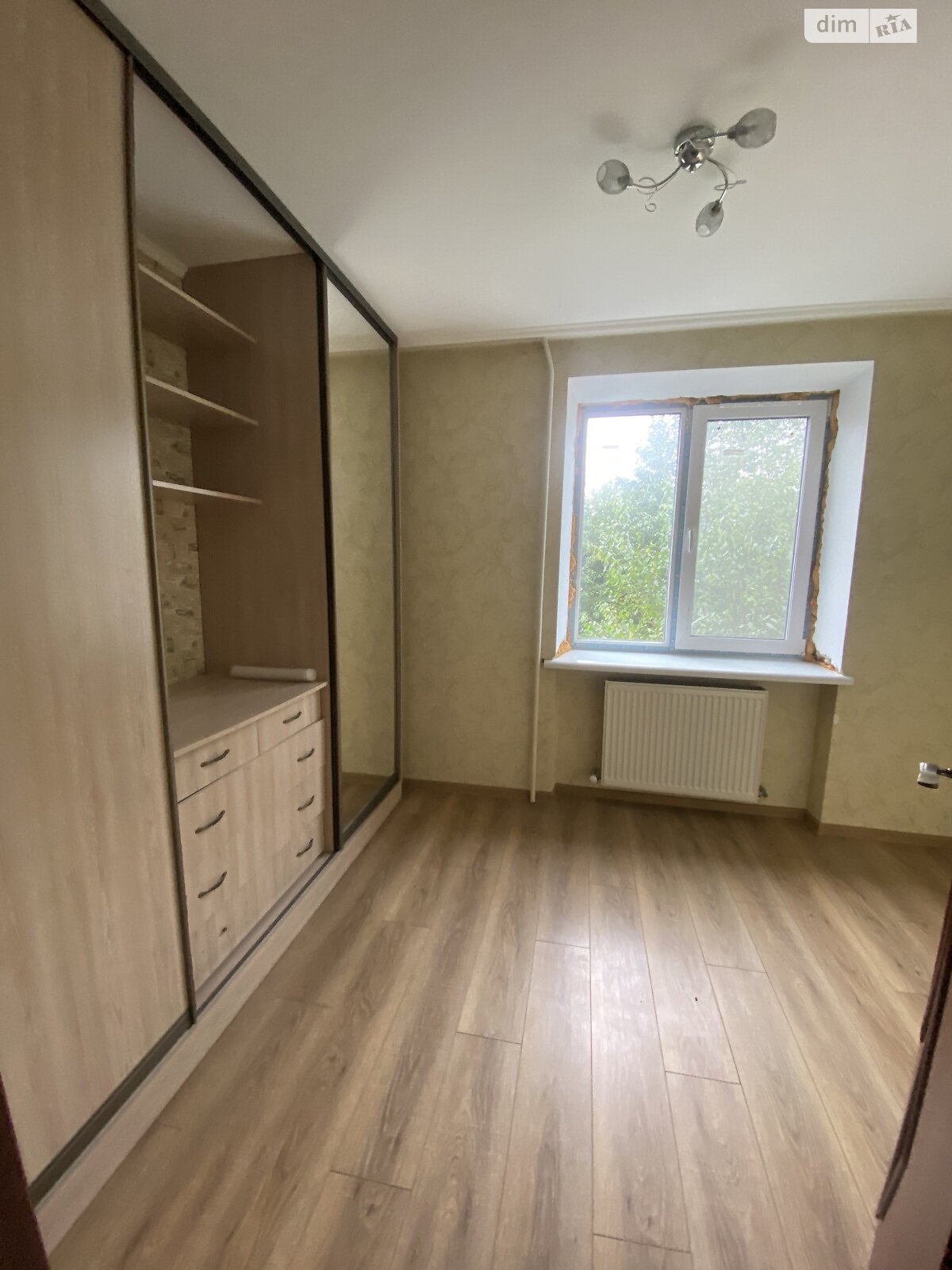 Продаж чотирикімнатної квартири в Тернополі, на вул. Золотогірська 16, район Кутківці фото 1