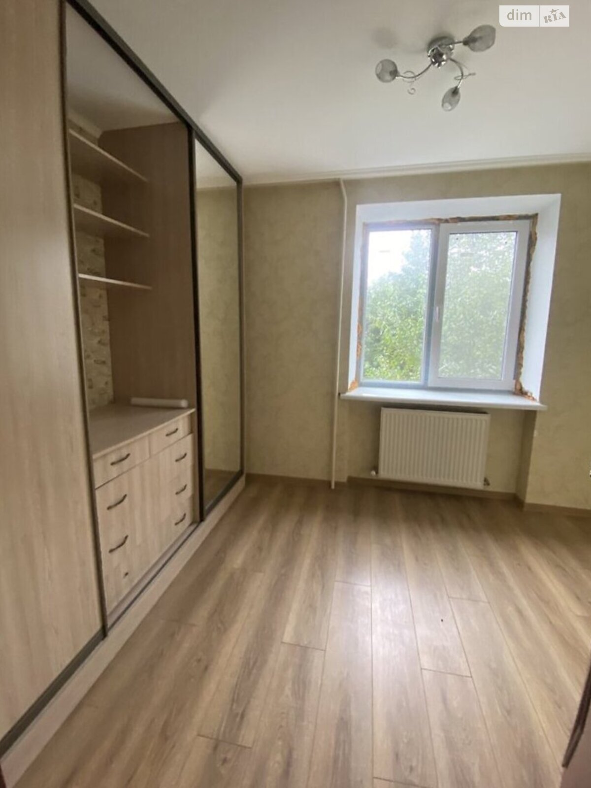 Продажа трехкомнатной квартиры в Тернополе, на ул. Золотогорская, район Кутковцы фото 1 Продажа трехкомнатной квартиры в Тернополе, на ул. Золотогорская, район Кутковцы фото 1