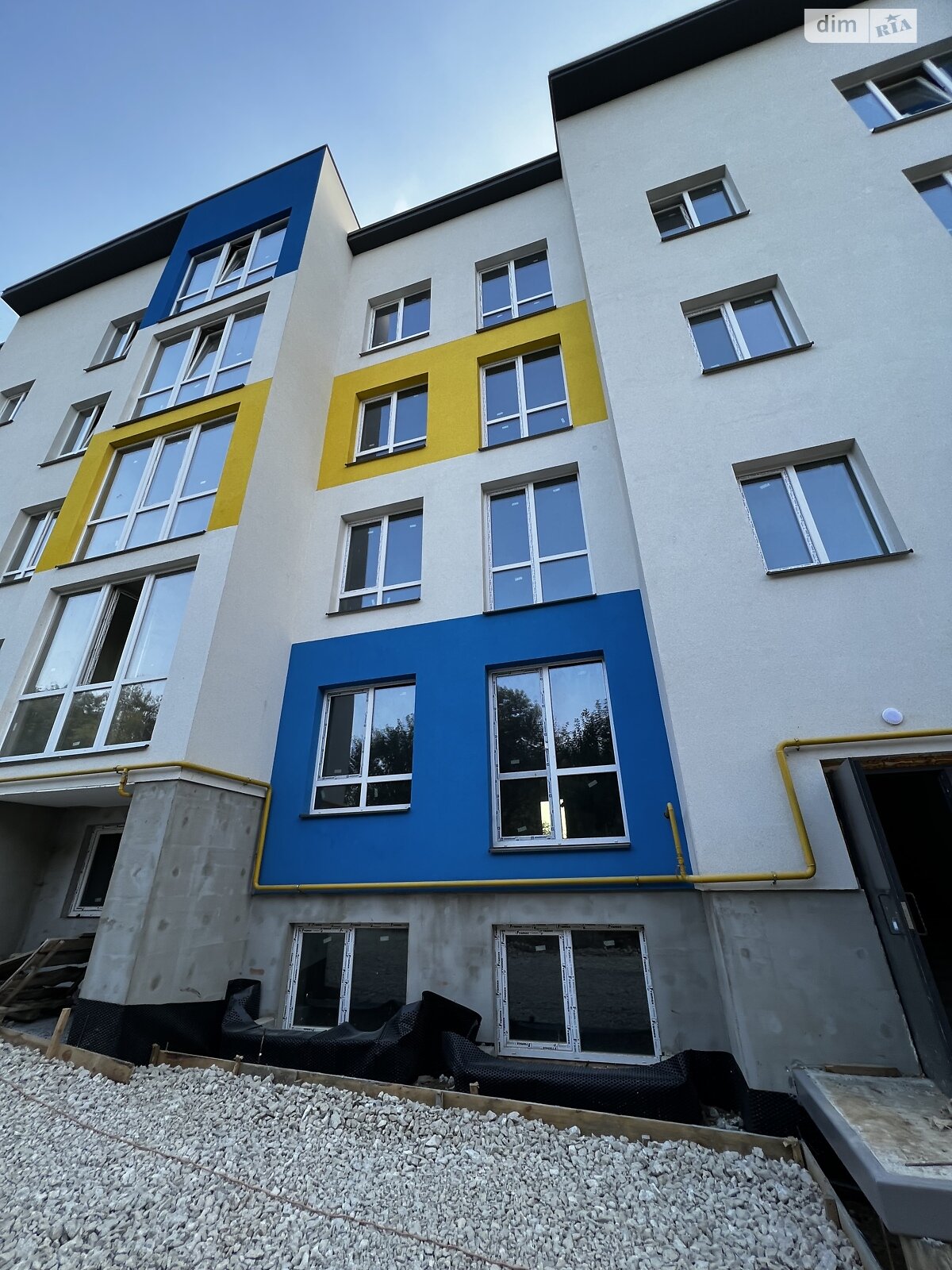 Продаж трикімнатної квартири в Тернополі, на вул. Тернопільська, район Кутківці фото 1 Продаж трикімнатної квартири в Тернополі, на вул. Тернопільська, район Кутківці фото 1